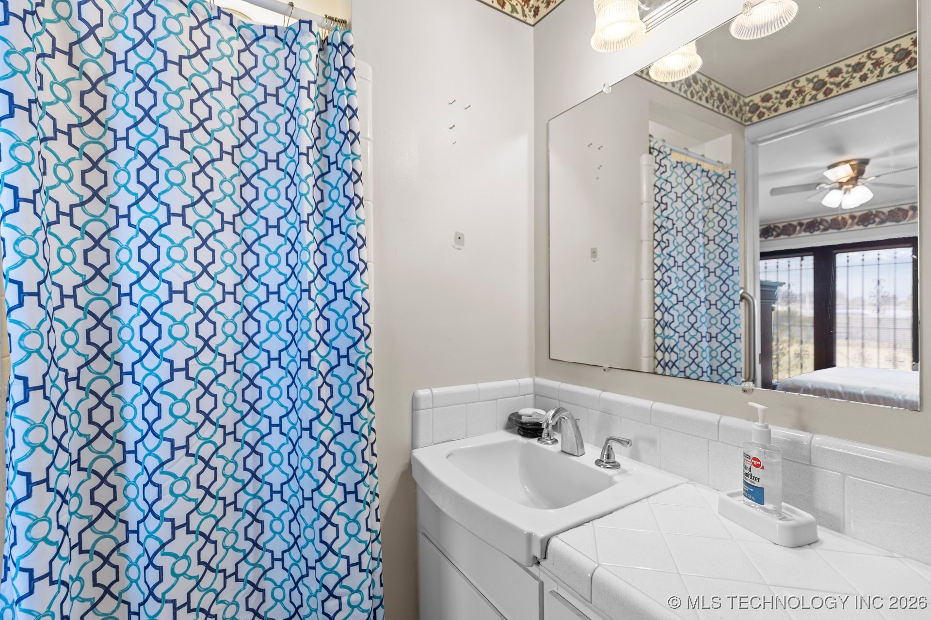 1828 E 63rd Street Property Photo 19