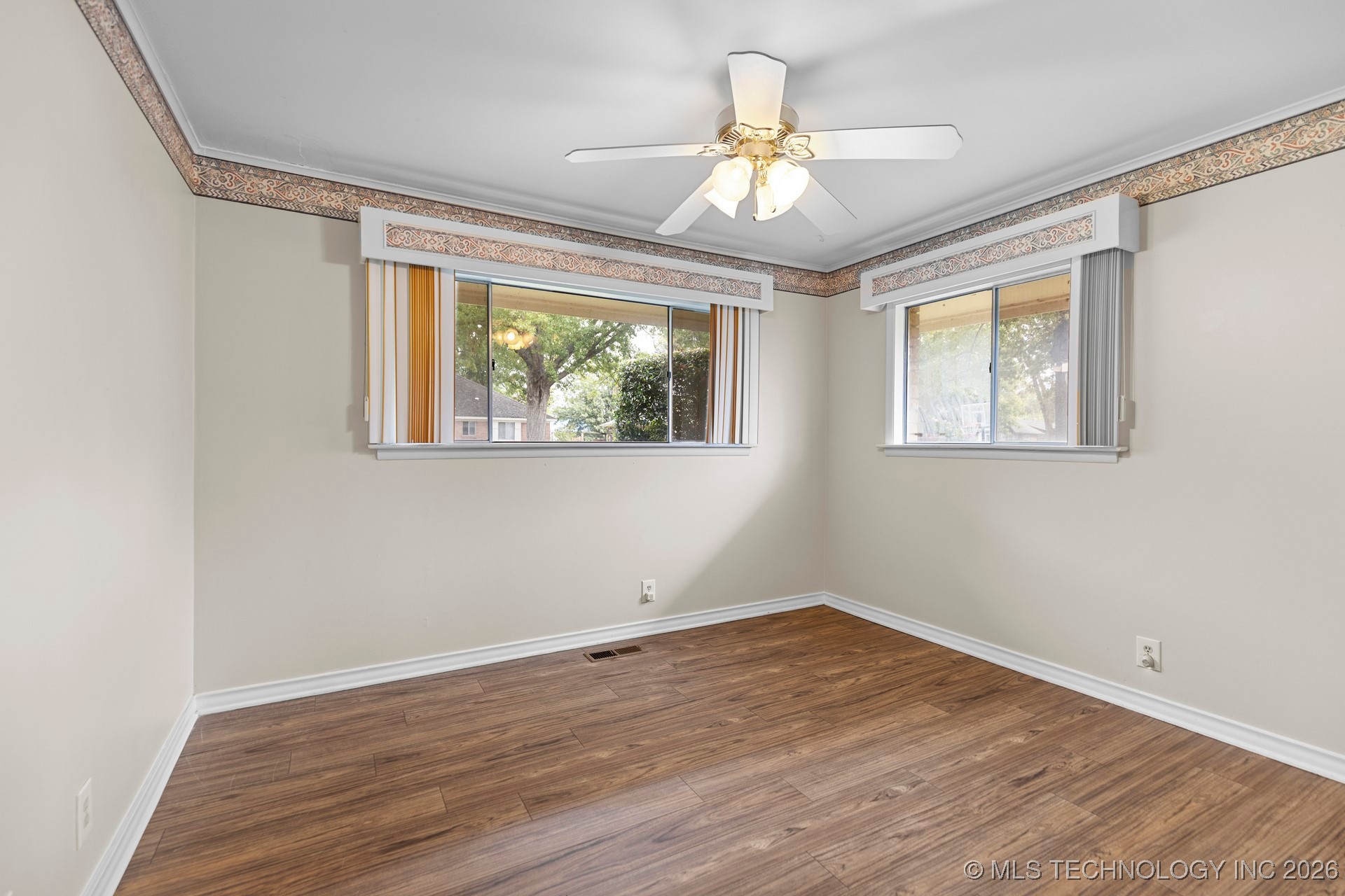 1828 E 63rd Street Property Photo 20