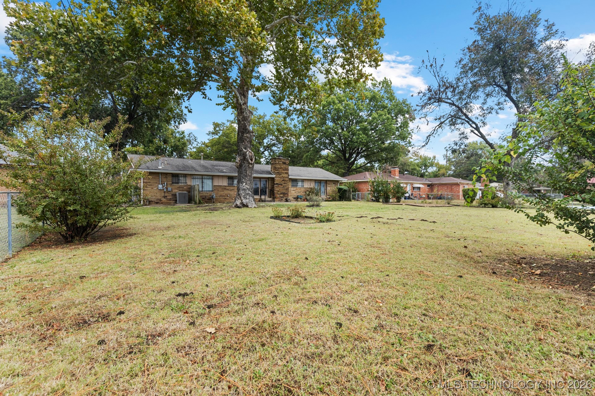 1828 E 63rd Street Property Photo 23