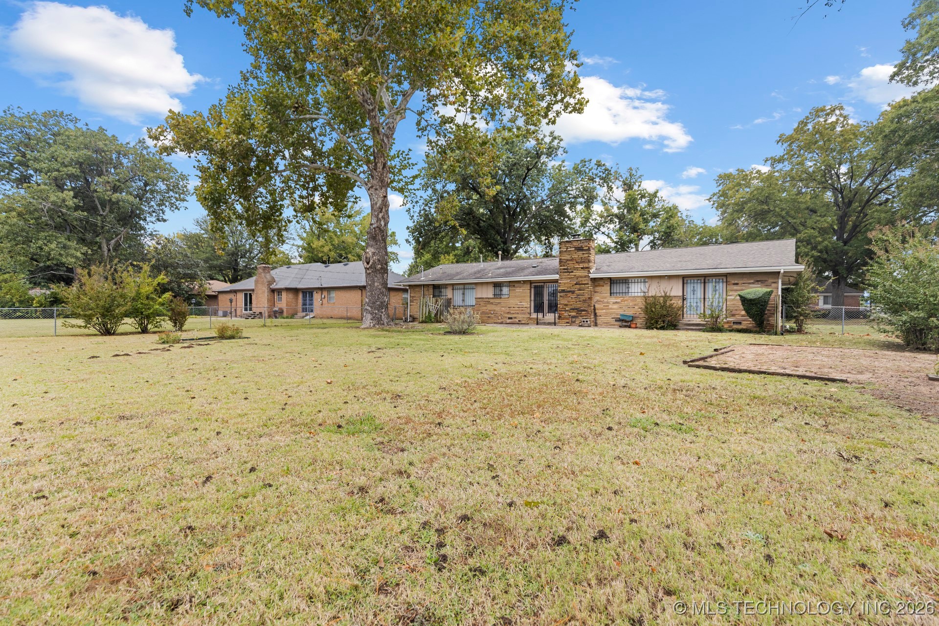 1828 E 63rd Street Property Photo 24