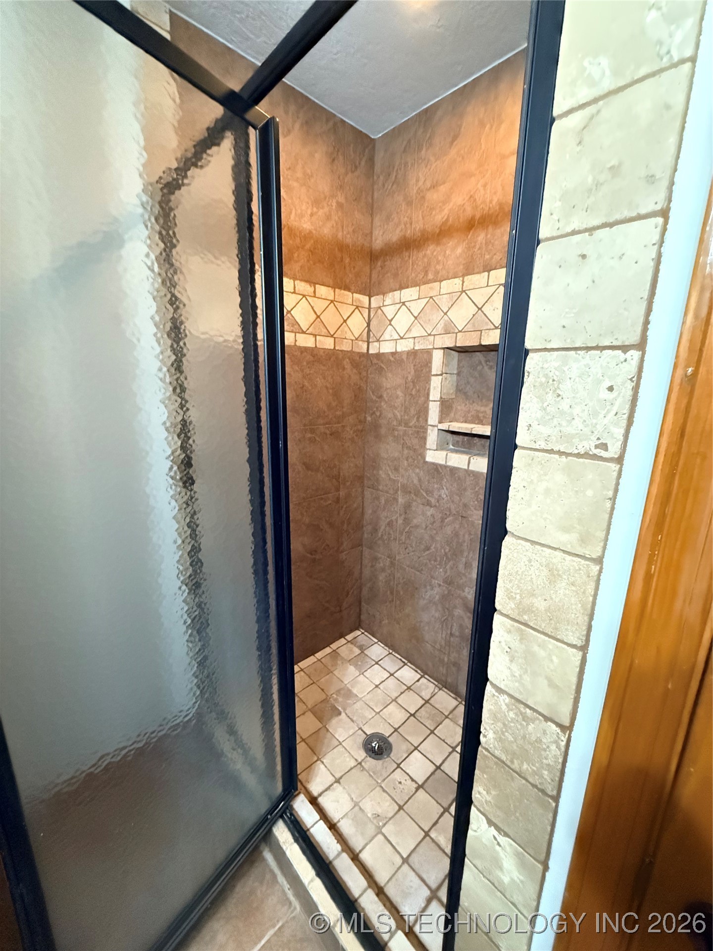 10008 S 433rd West Avenue W Property Photo 3