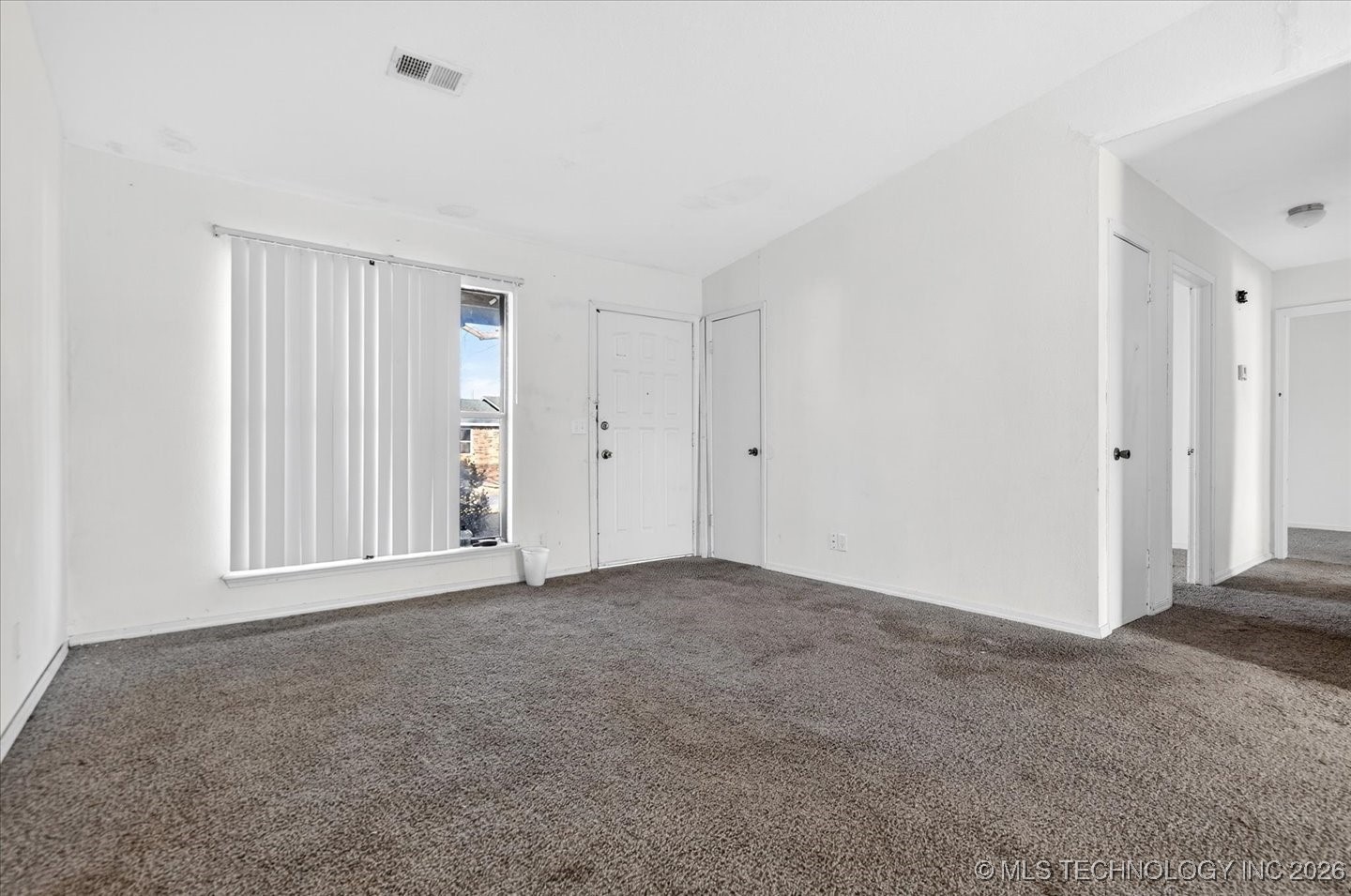 504 Highland Drive Property Photo 6