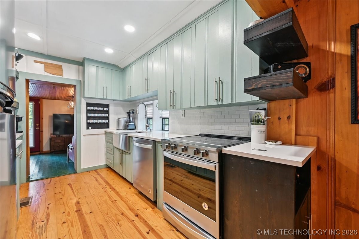 58 Oak Street Property Photo 13