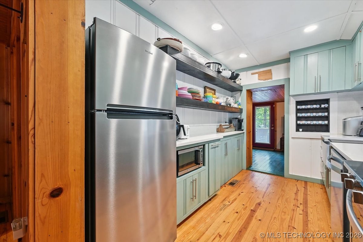 58 Oak Street Property Photo 14