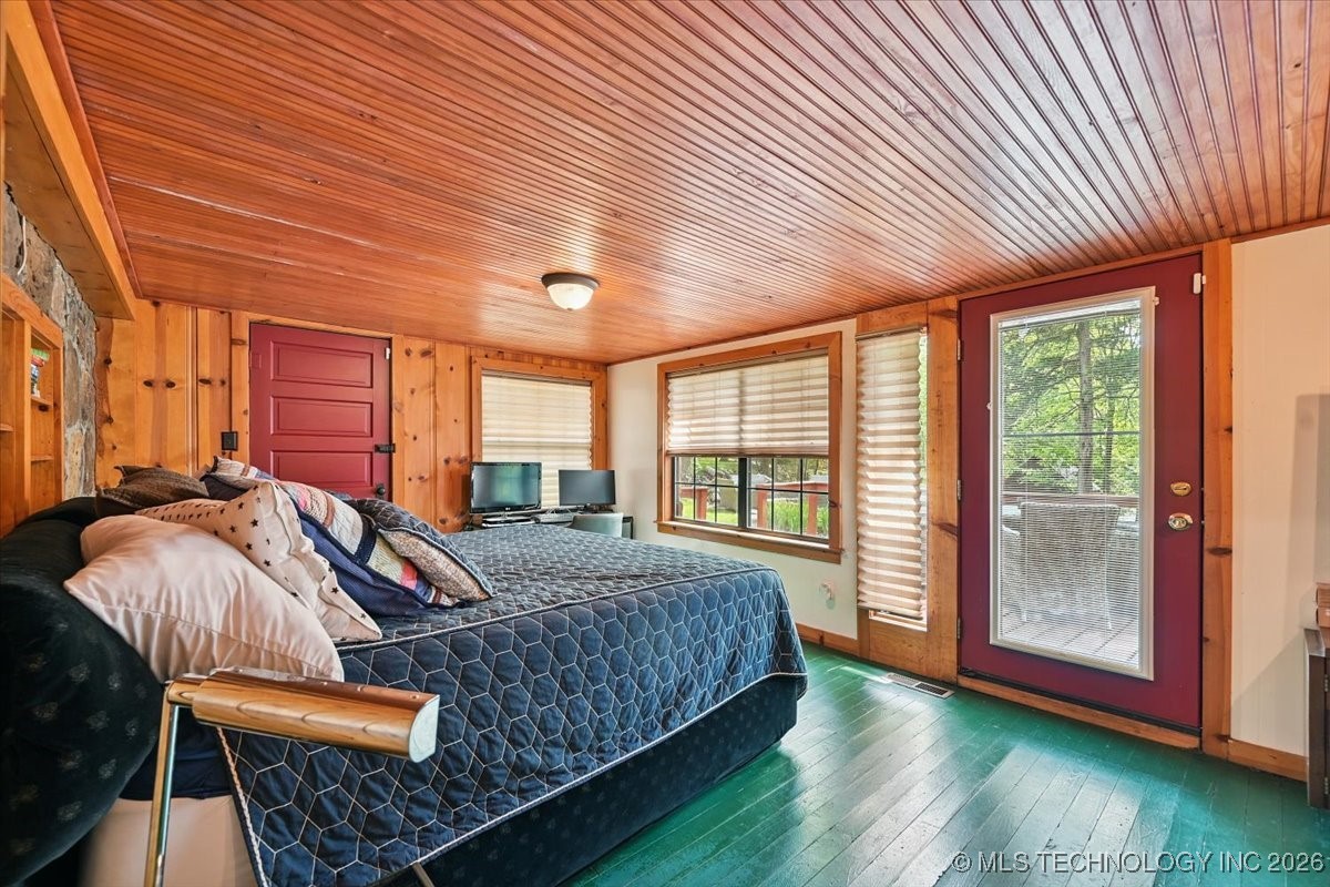 58 Oak Street Property Photo 16