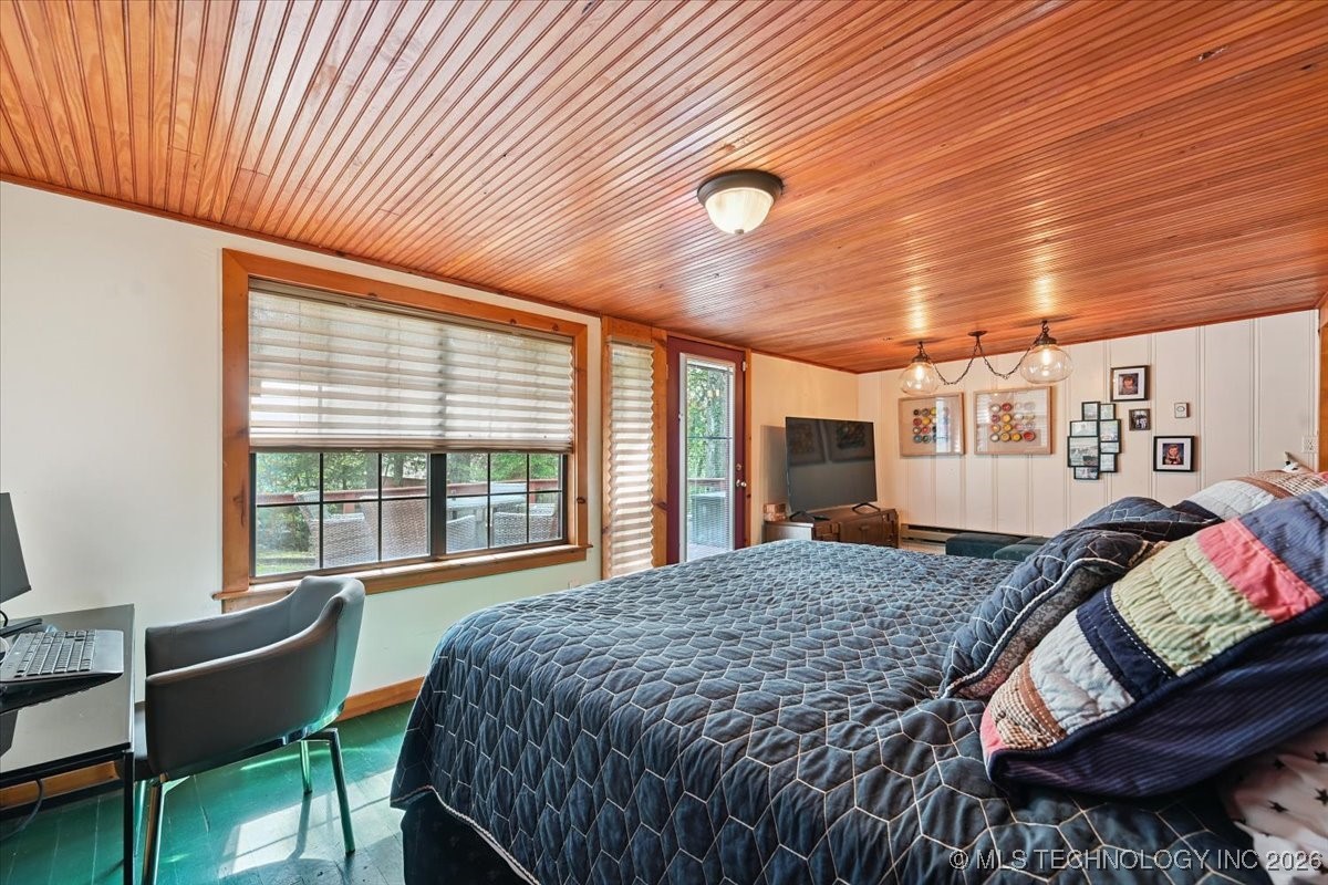 58 Oak Street Property Photo 18