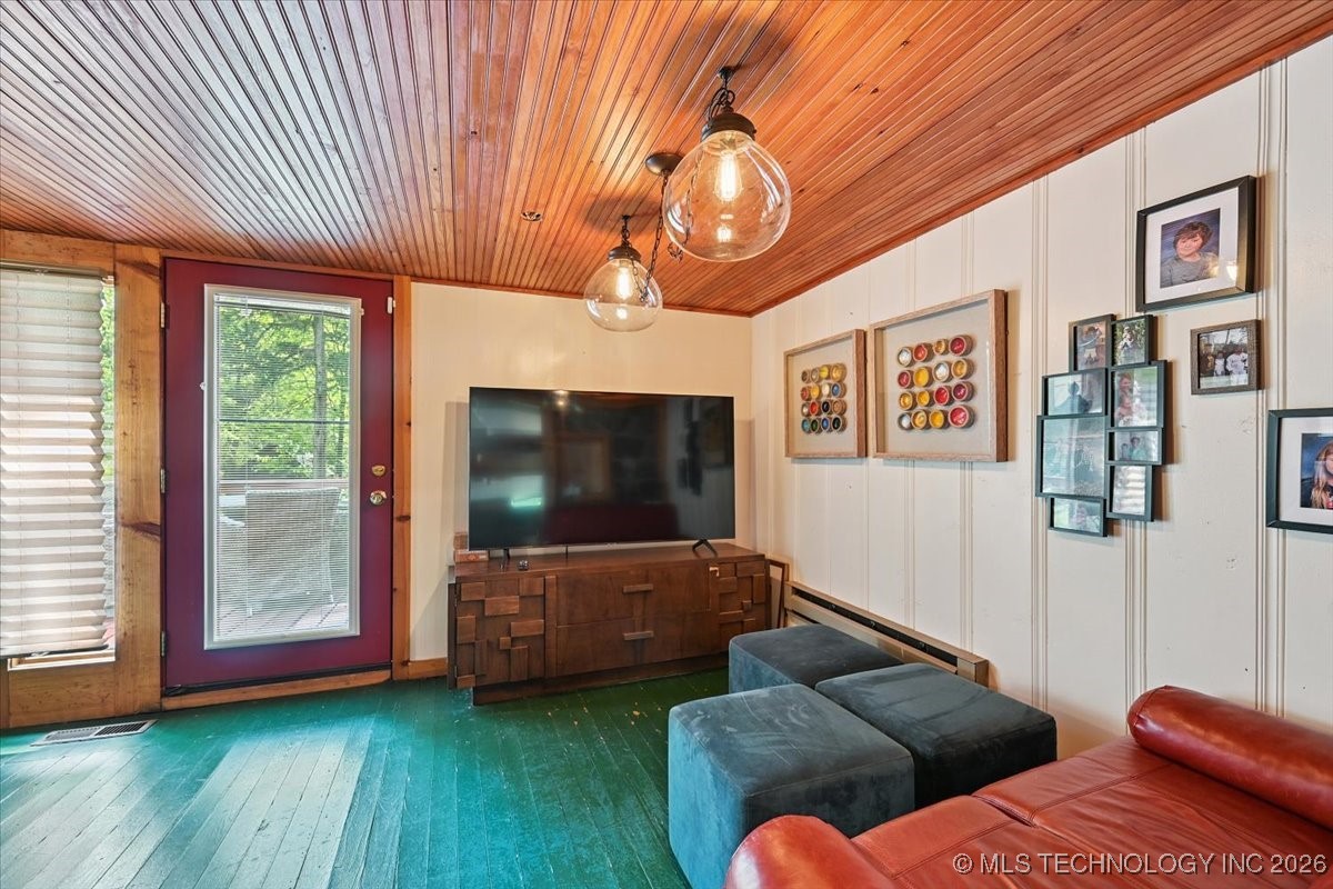 58 Oak Street Property Photo 20