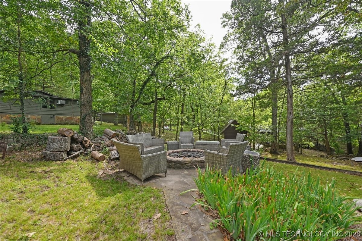 58 Oak Street Property Photo 34