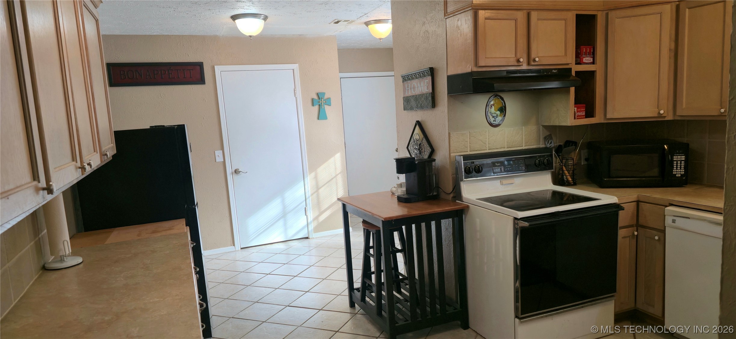 410863 E 1211 Road Property Photo 4