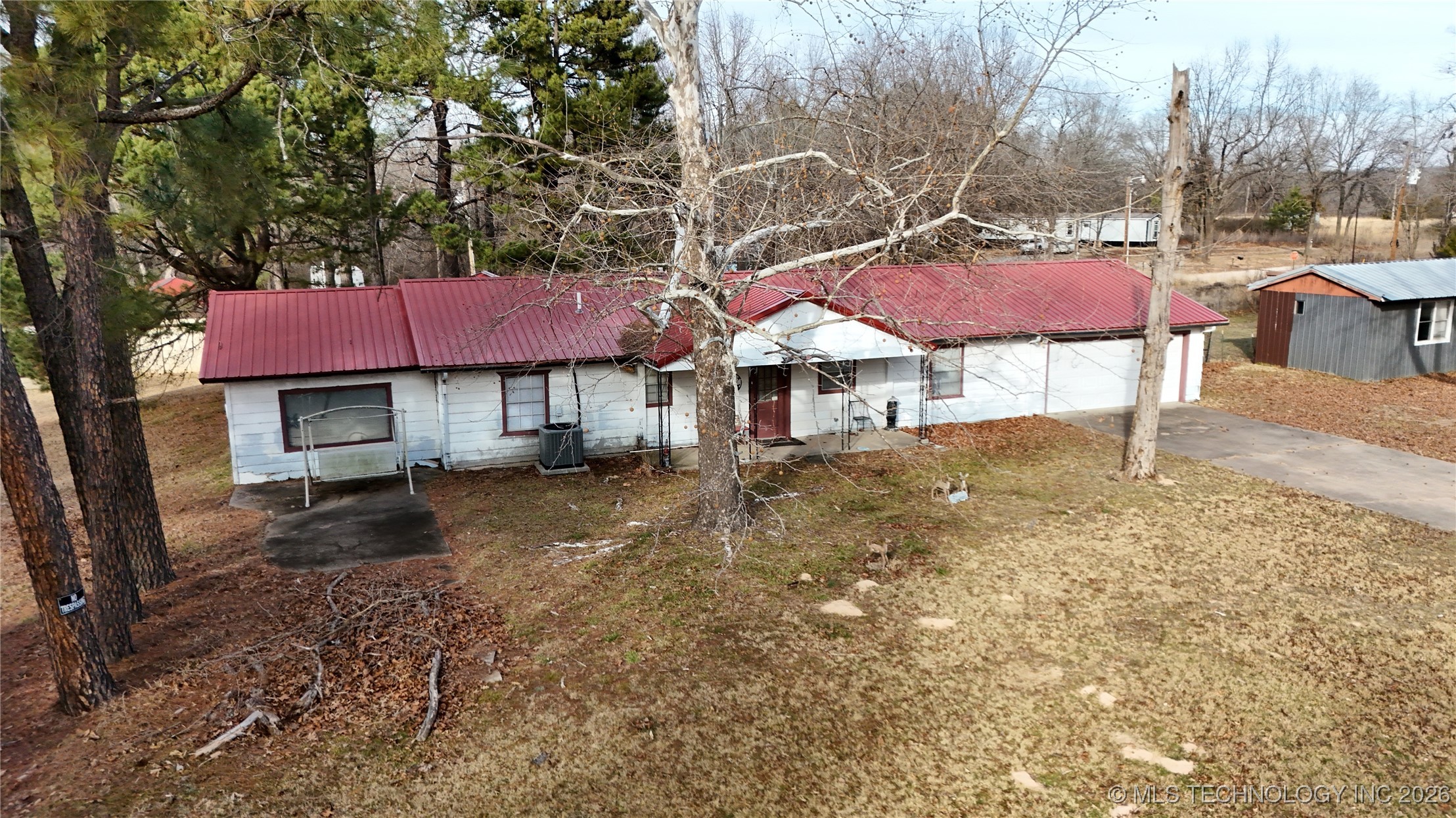 410863 E 1211 Road Property Photo 32