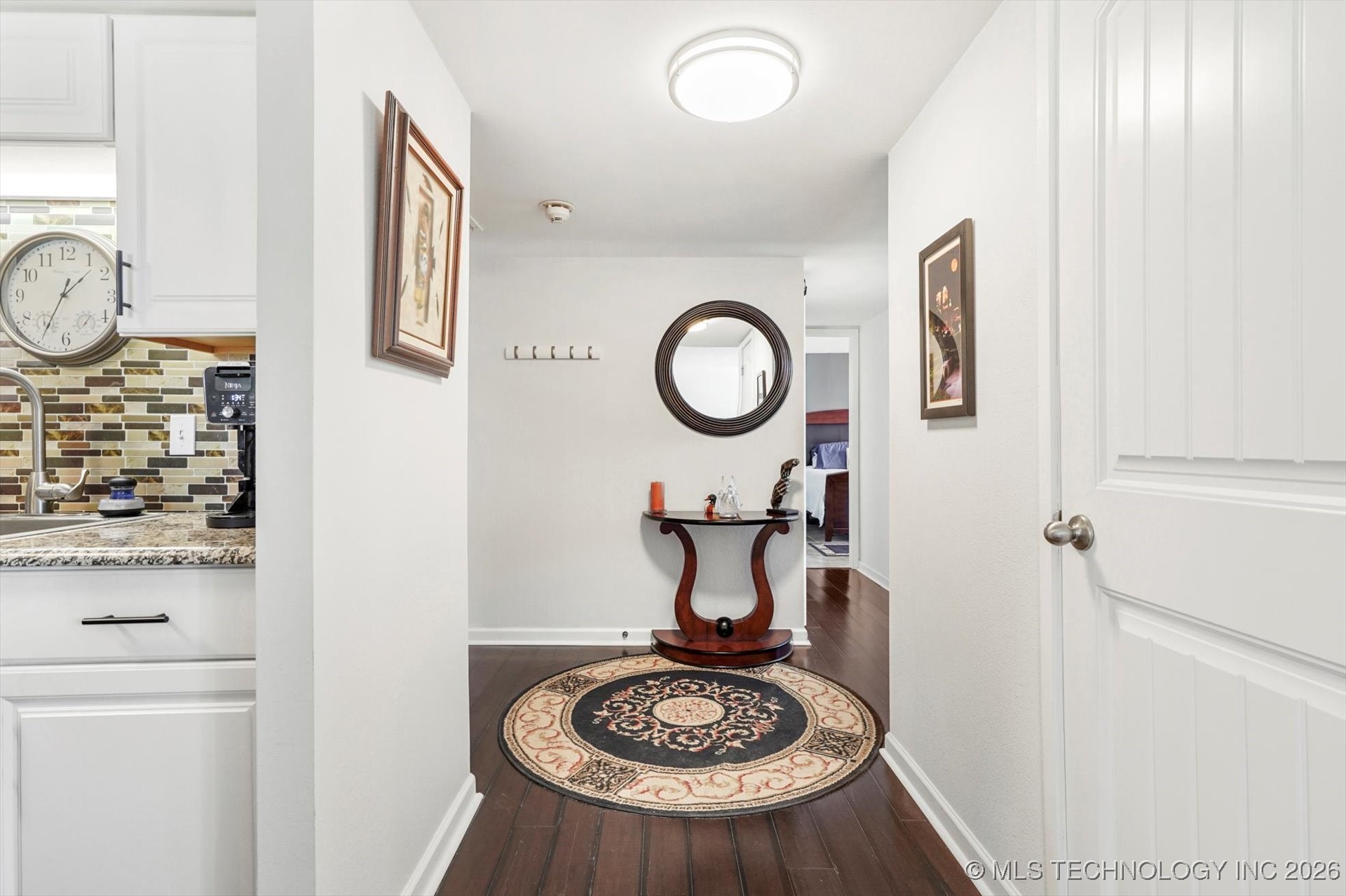 410 W 7th Street 1023 Property Photo 4