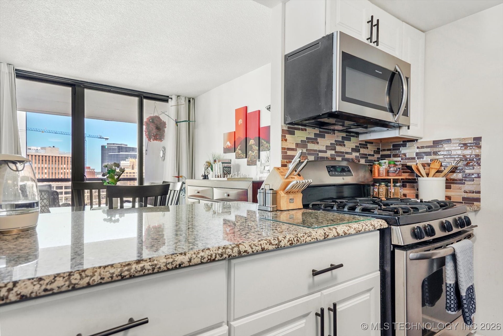 410 W 7th Street 1023 Property Photo 12