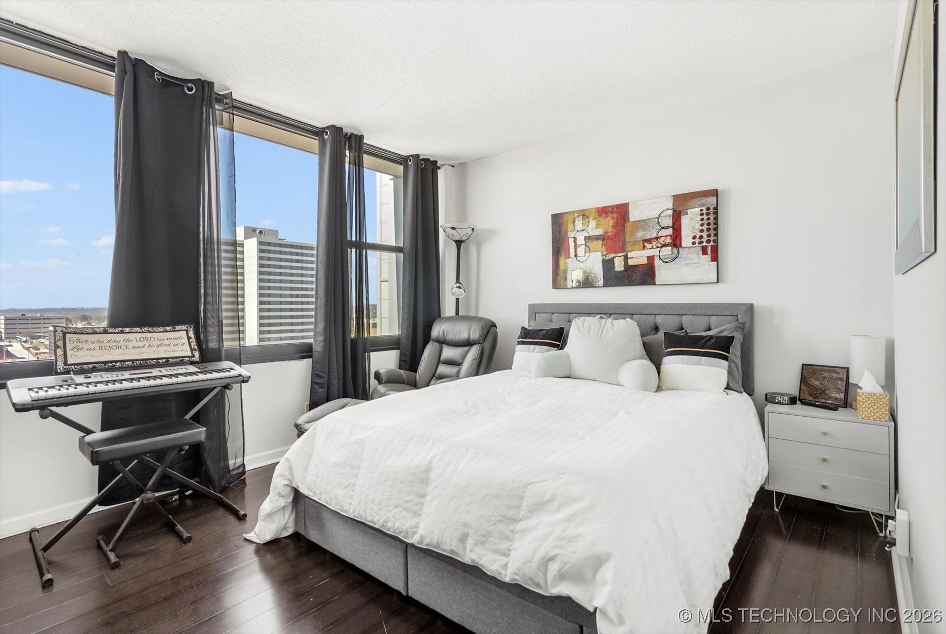 410 W 7th Street 1023 Property Photo 19