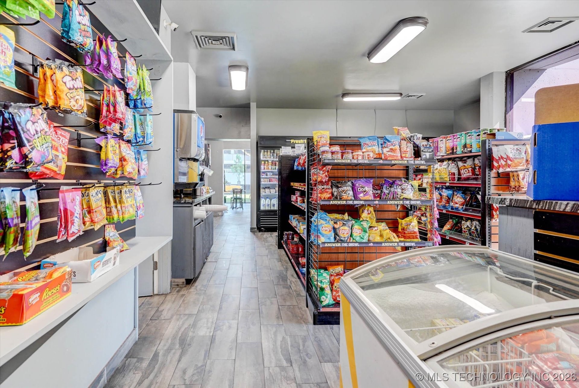 410 W 7th Street 1023 Property Photo 42