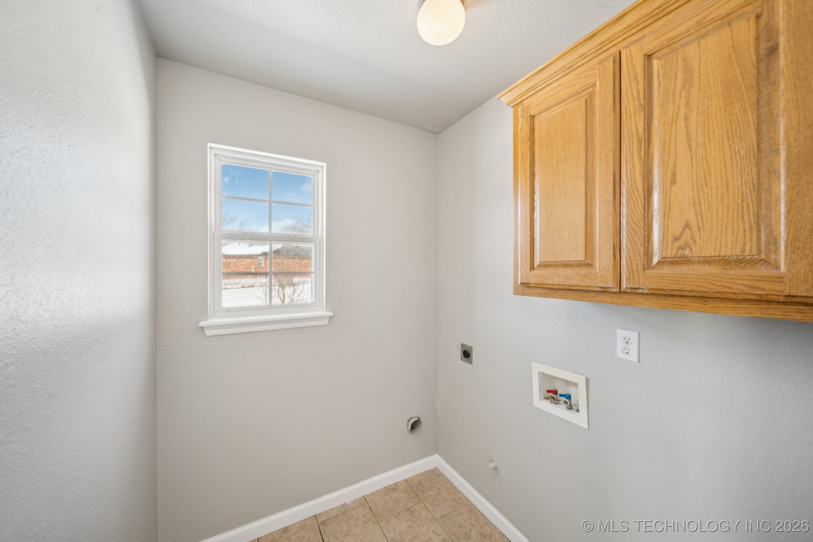 4980 E Chestnut Drive Property Photo 11