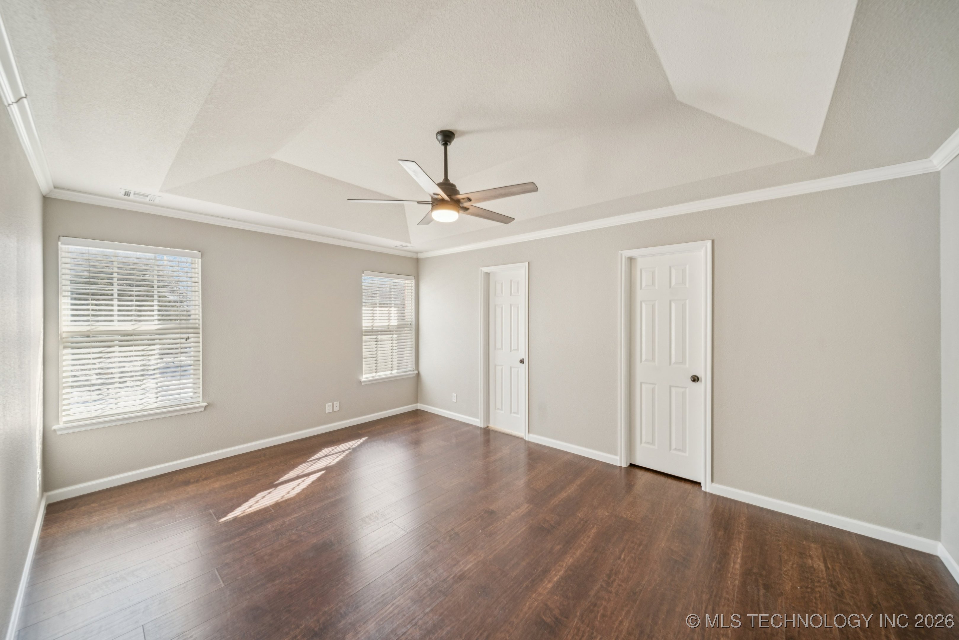 4980 E Chestnut Drive Property Photo 12