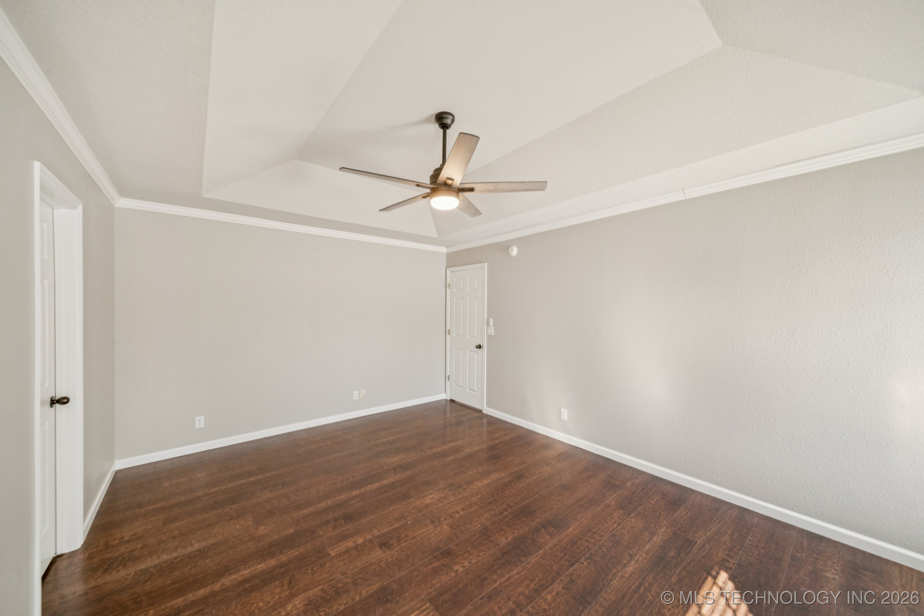 4980 E Chestnut Drive Property Photo 13