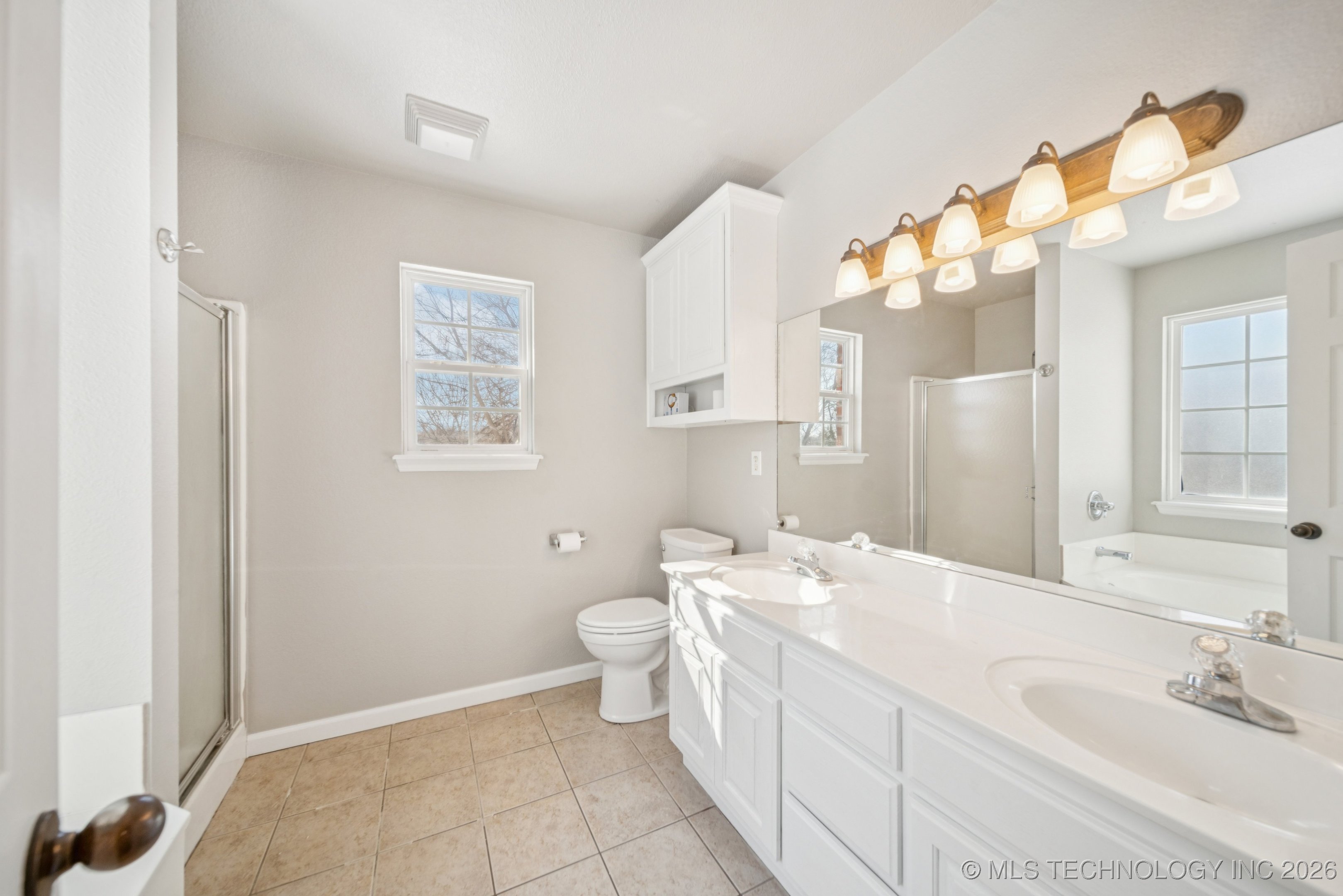 4980 E Chestnut Drive Property Photo 14