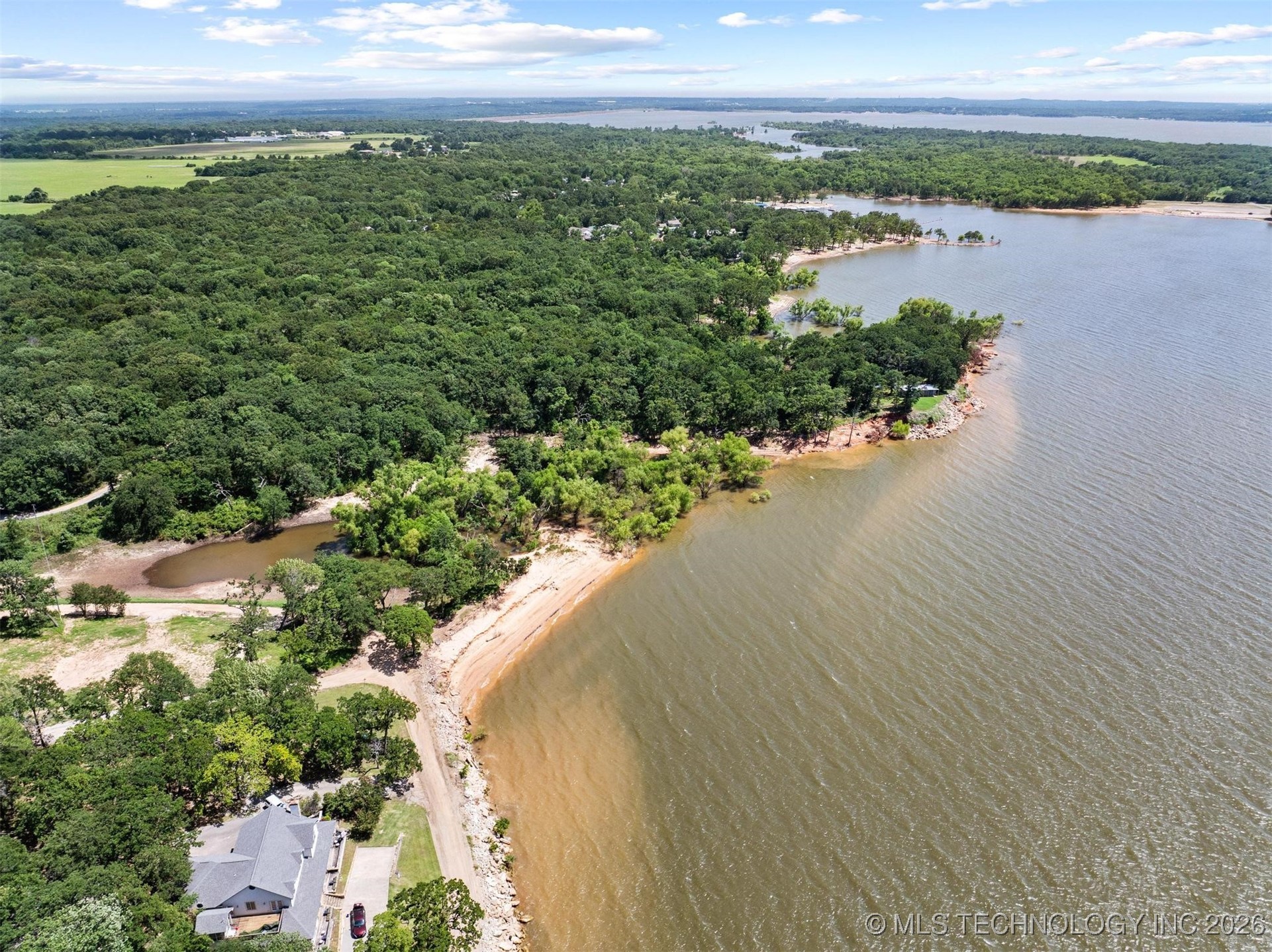 59 Hickory Street Property Photo 3