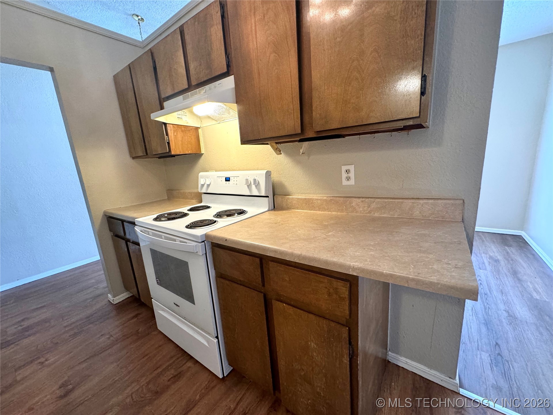 3914 S 125th East Avenue Property Photo 6