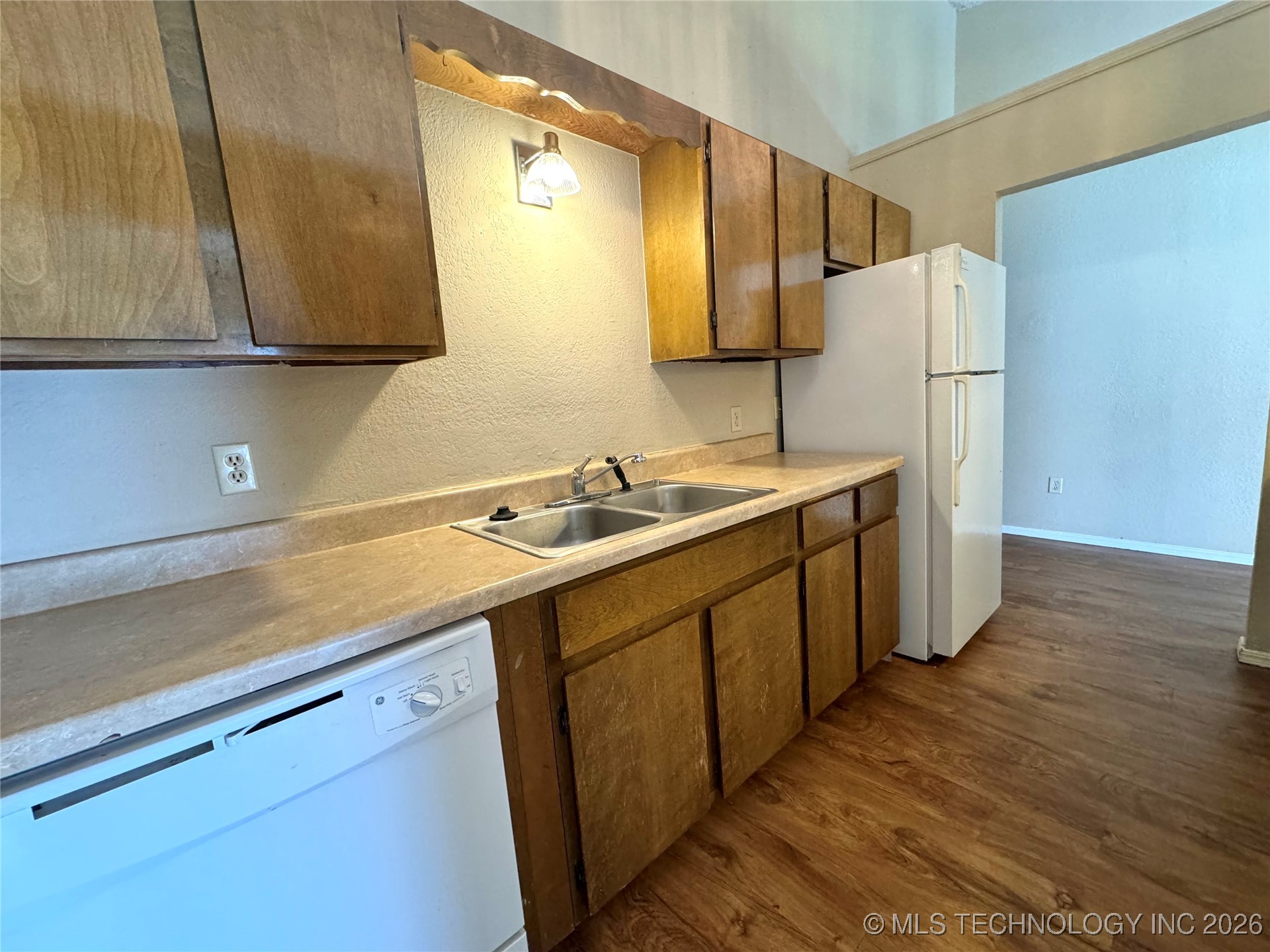 3914 S 125th East Avenue Property Photo 7