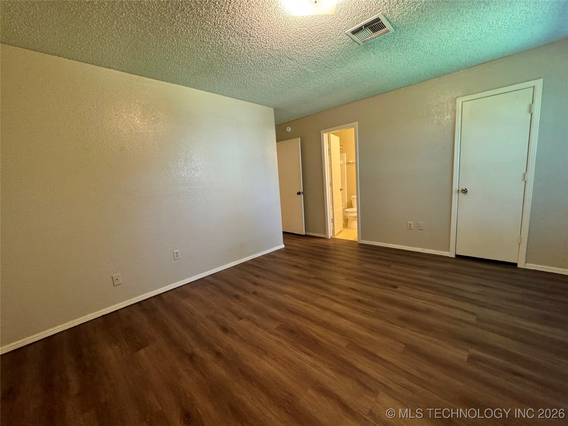 3914 S 125th East Avenue Property Photo 18