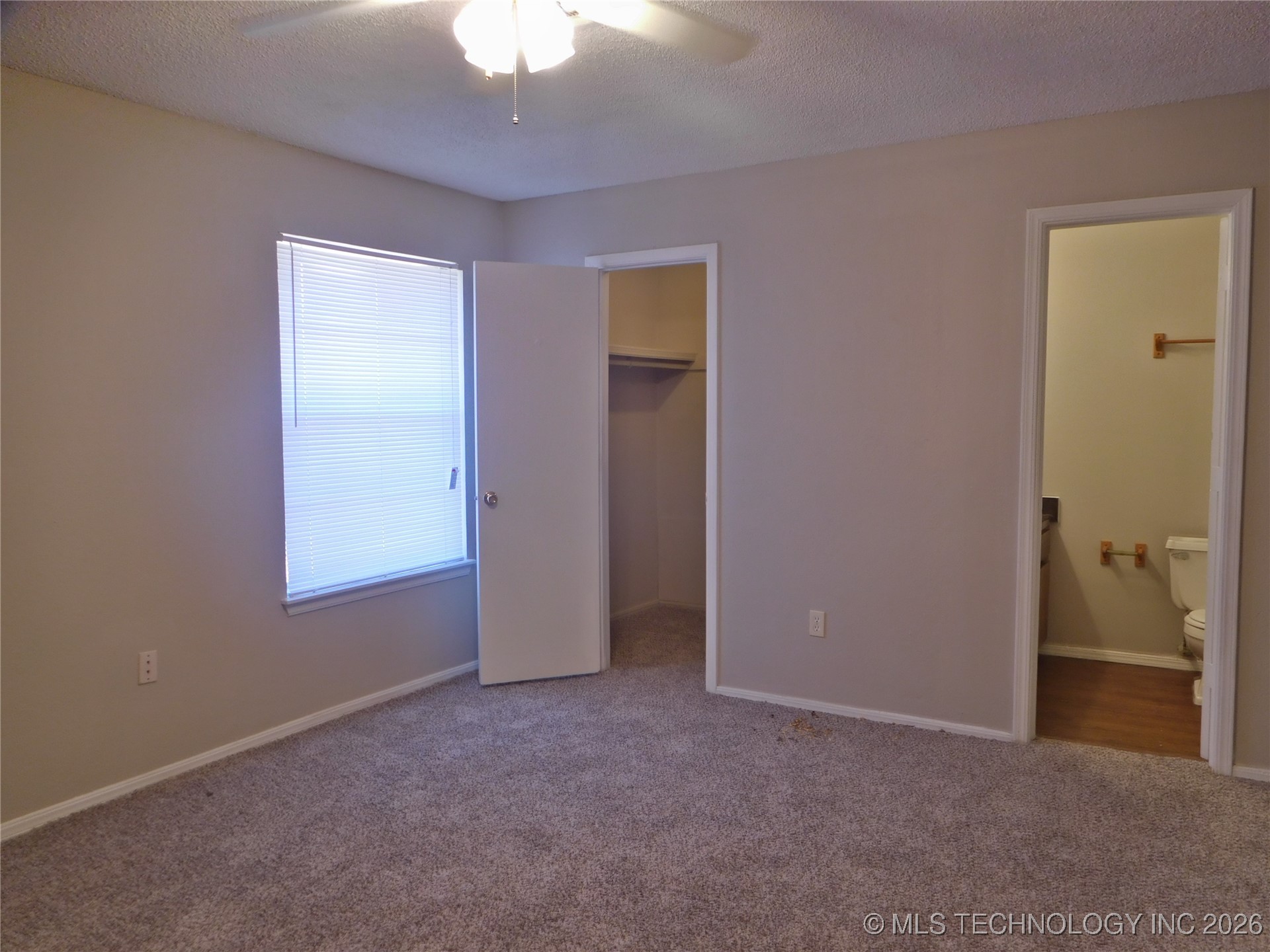 3914 S 125th East Avenue Property Photo 32