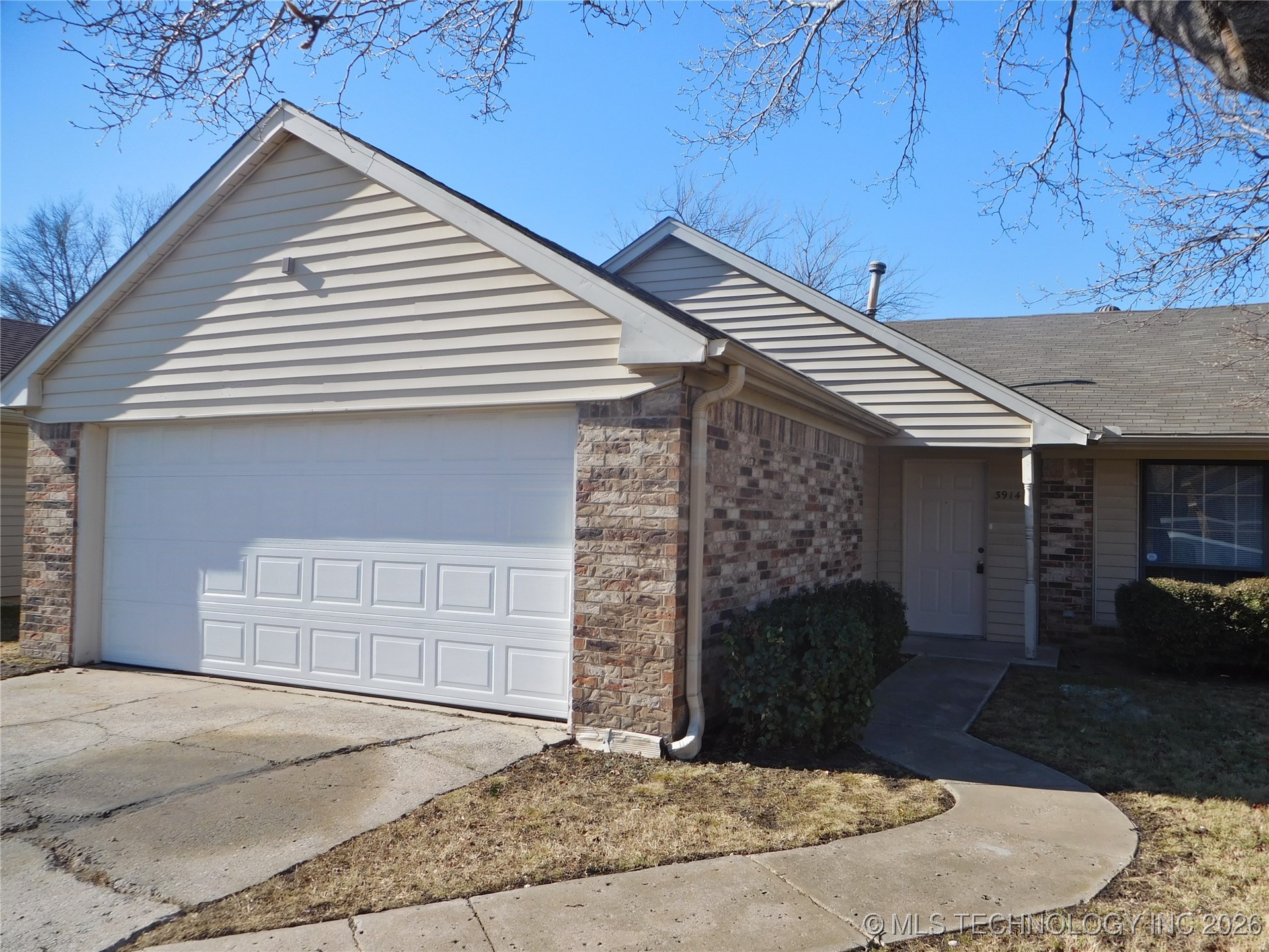 3914 S 125th East Avenue Property Photo 34