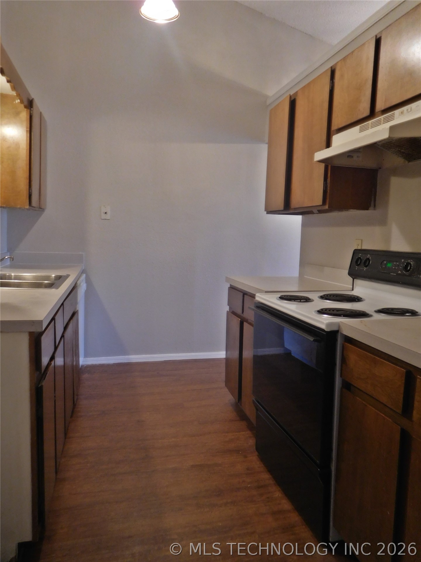 3914 S 125th East Avenue Property Photo 37