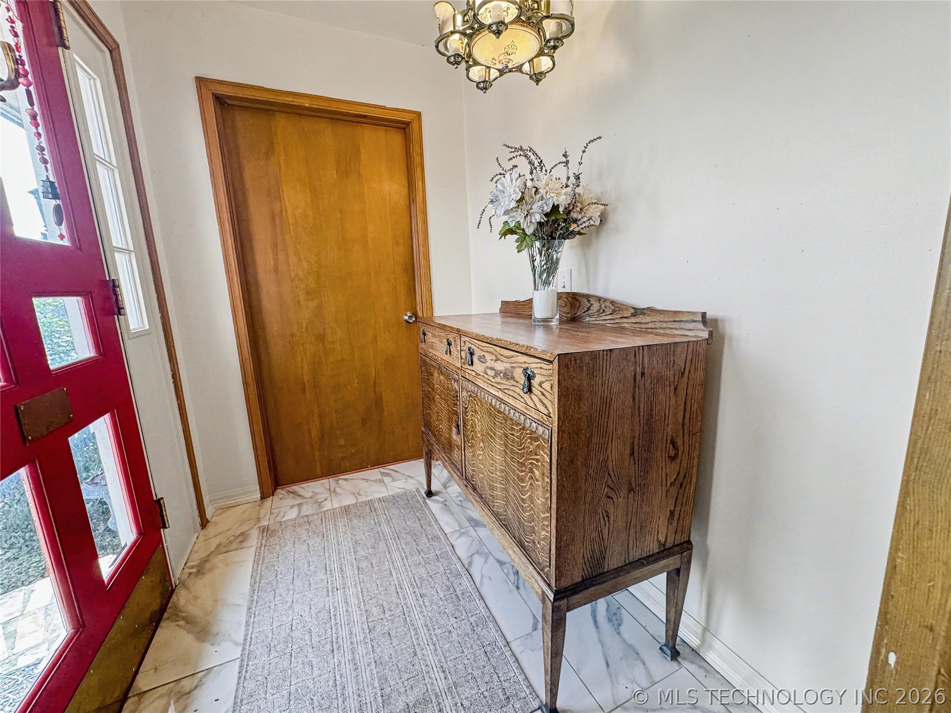 603 N Cedar Avenue Property Photo 3