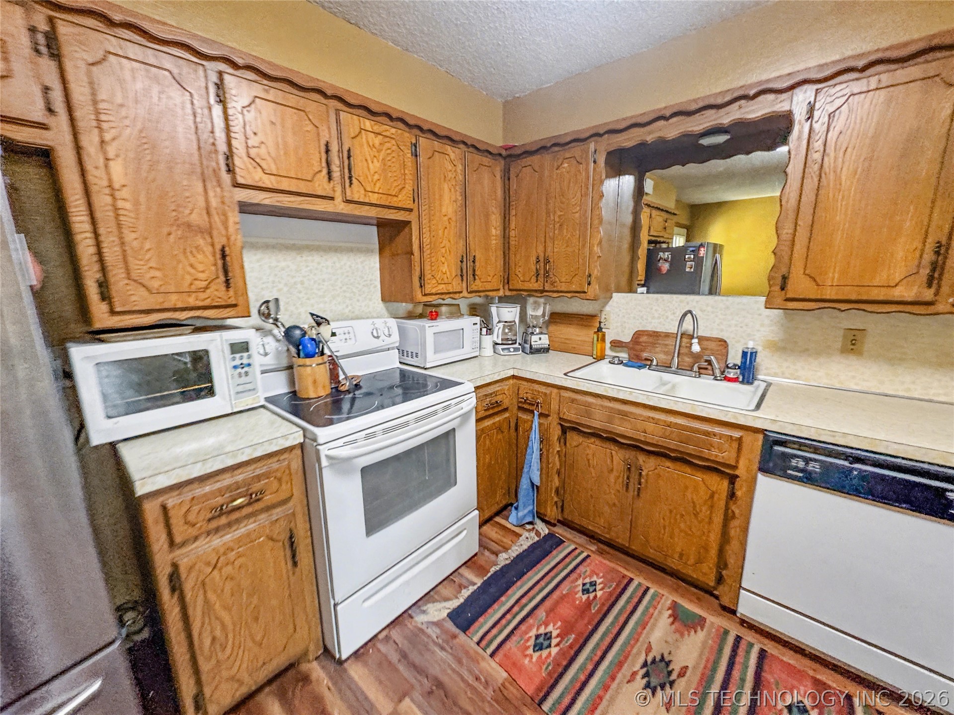 603 N Cedar Avenue Property Photo 69