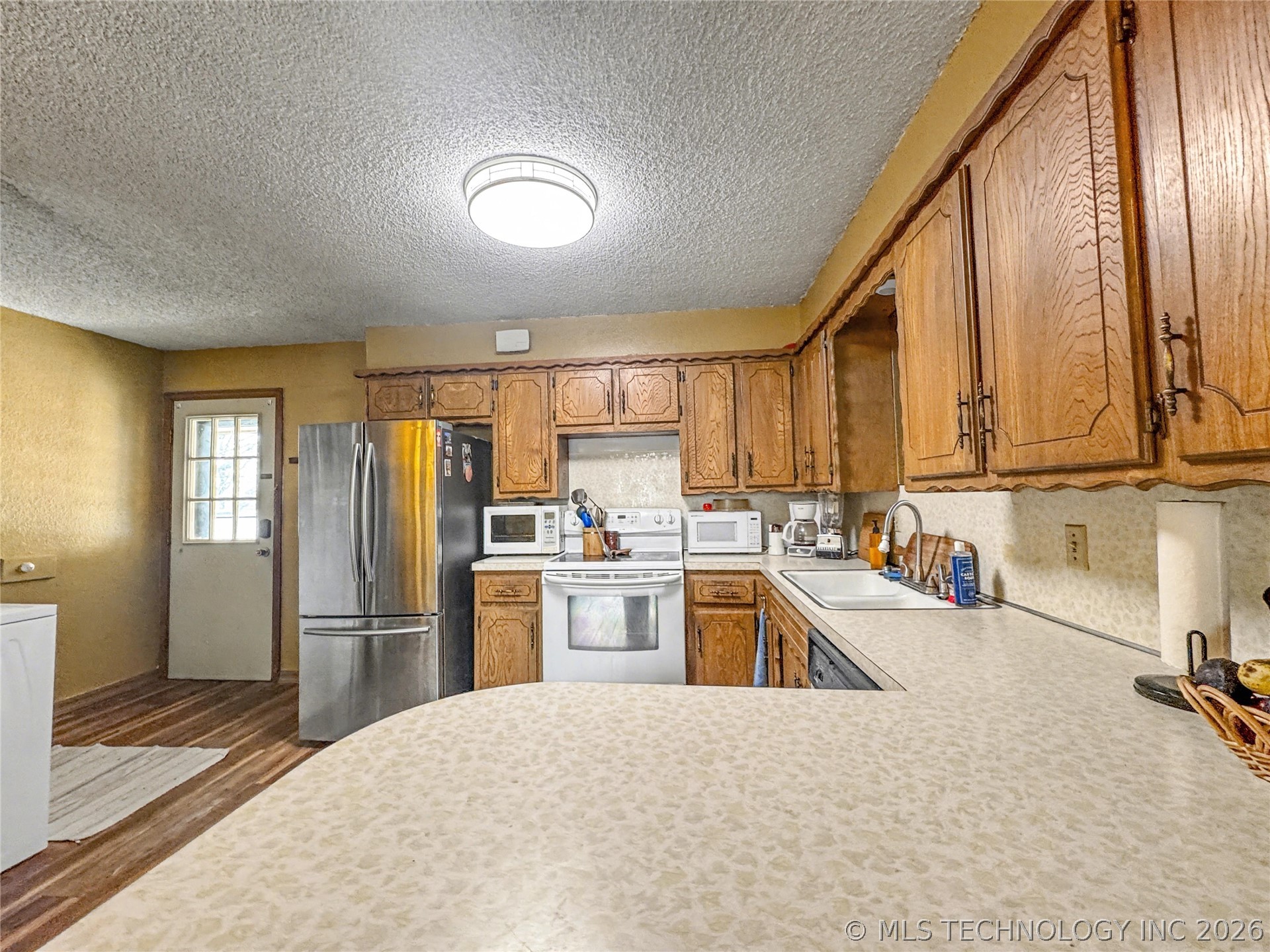 603 N Cedar Avenue Property Photo 74