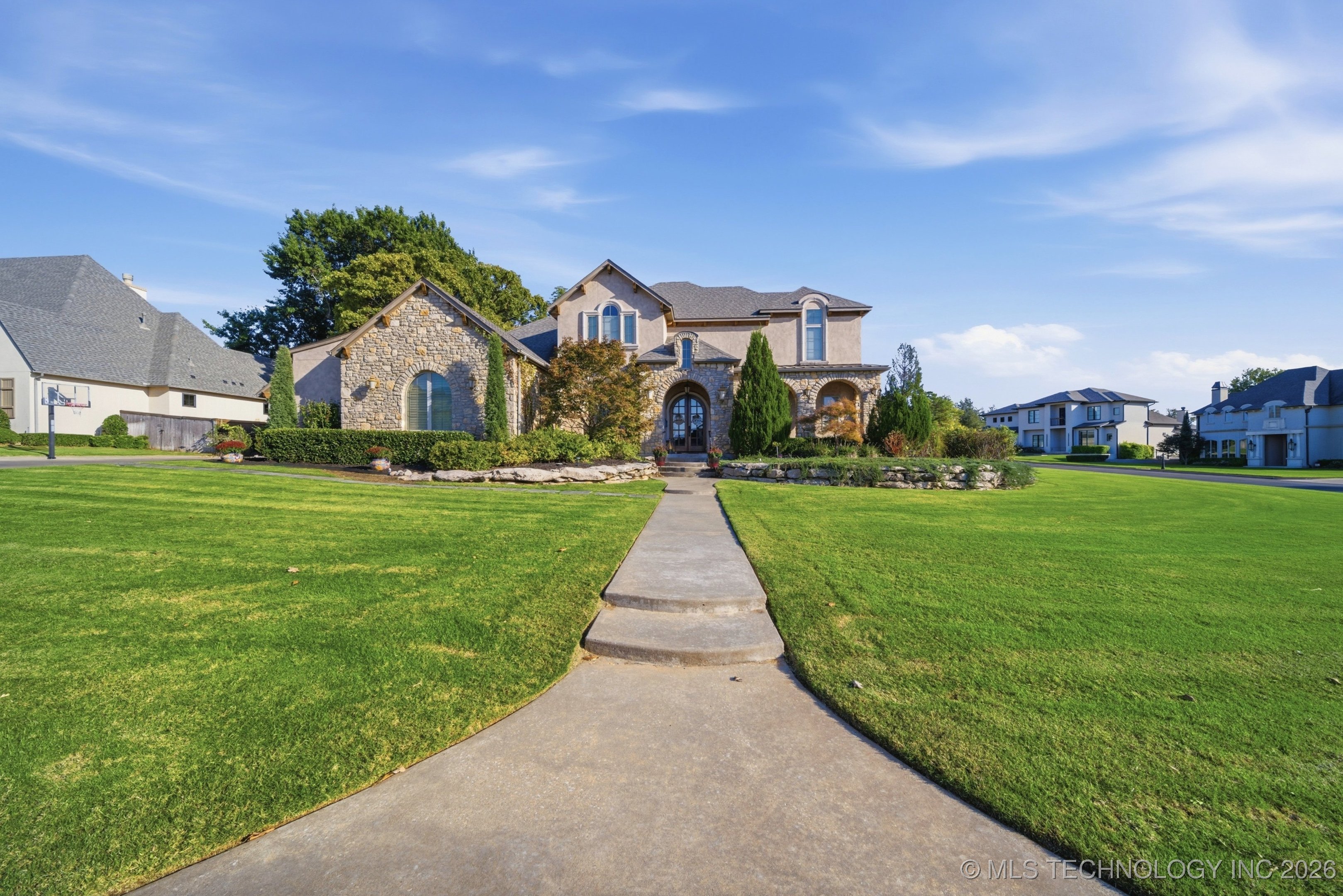 10528 S Koa Street Property Photo 2