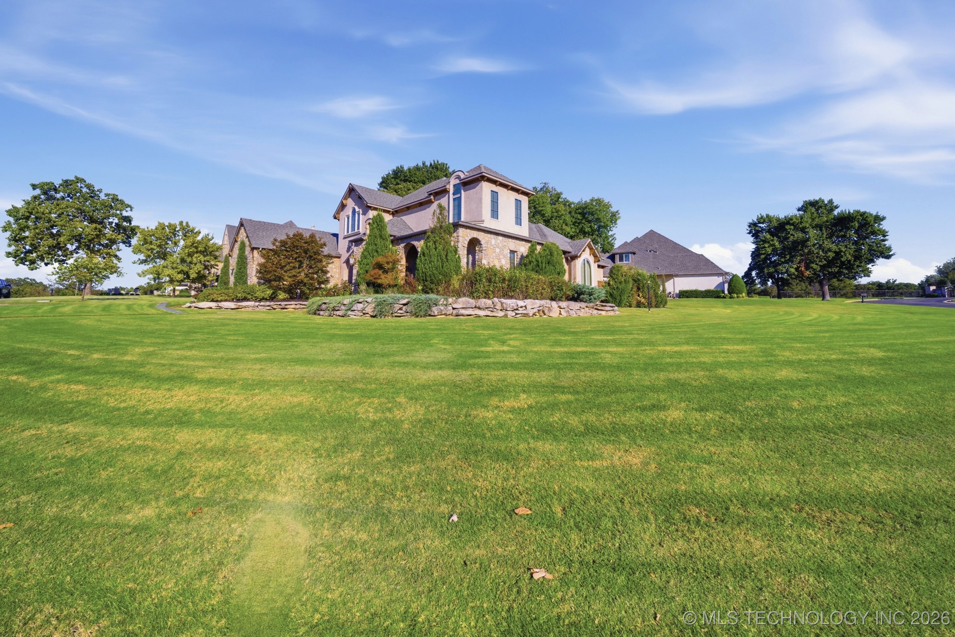 10528 S Koa Street Property Photo 4