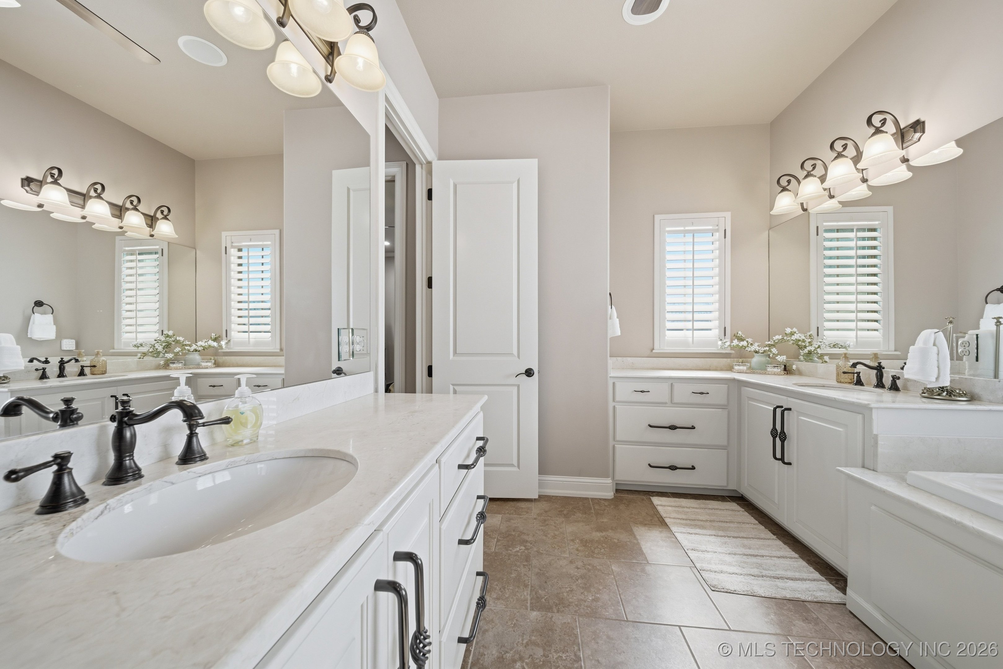 10528 S Koa Street Property Photo 34