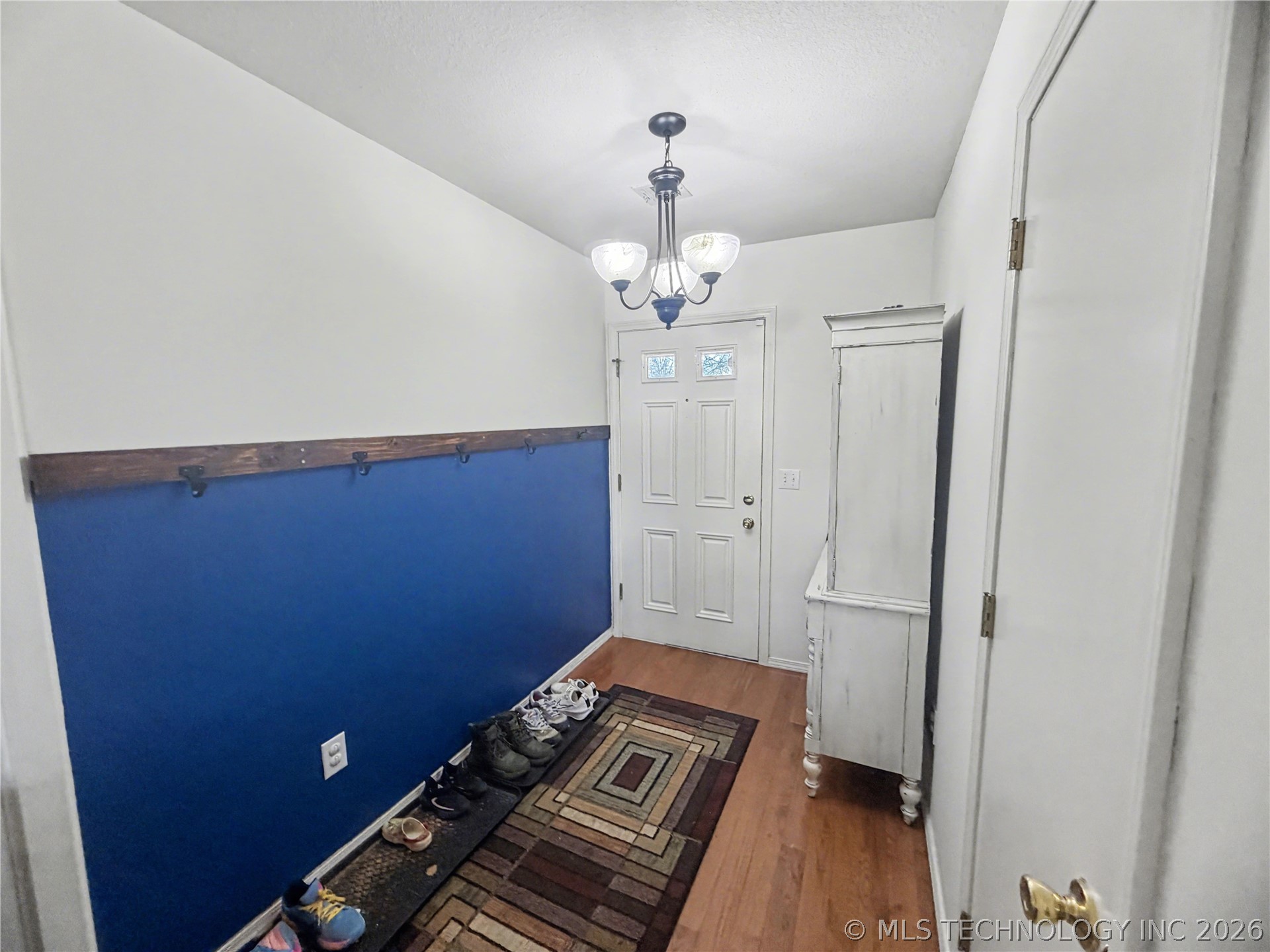 117 Oakwood Drive Property Photo 4