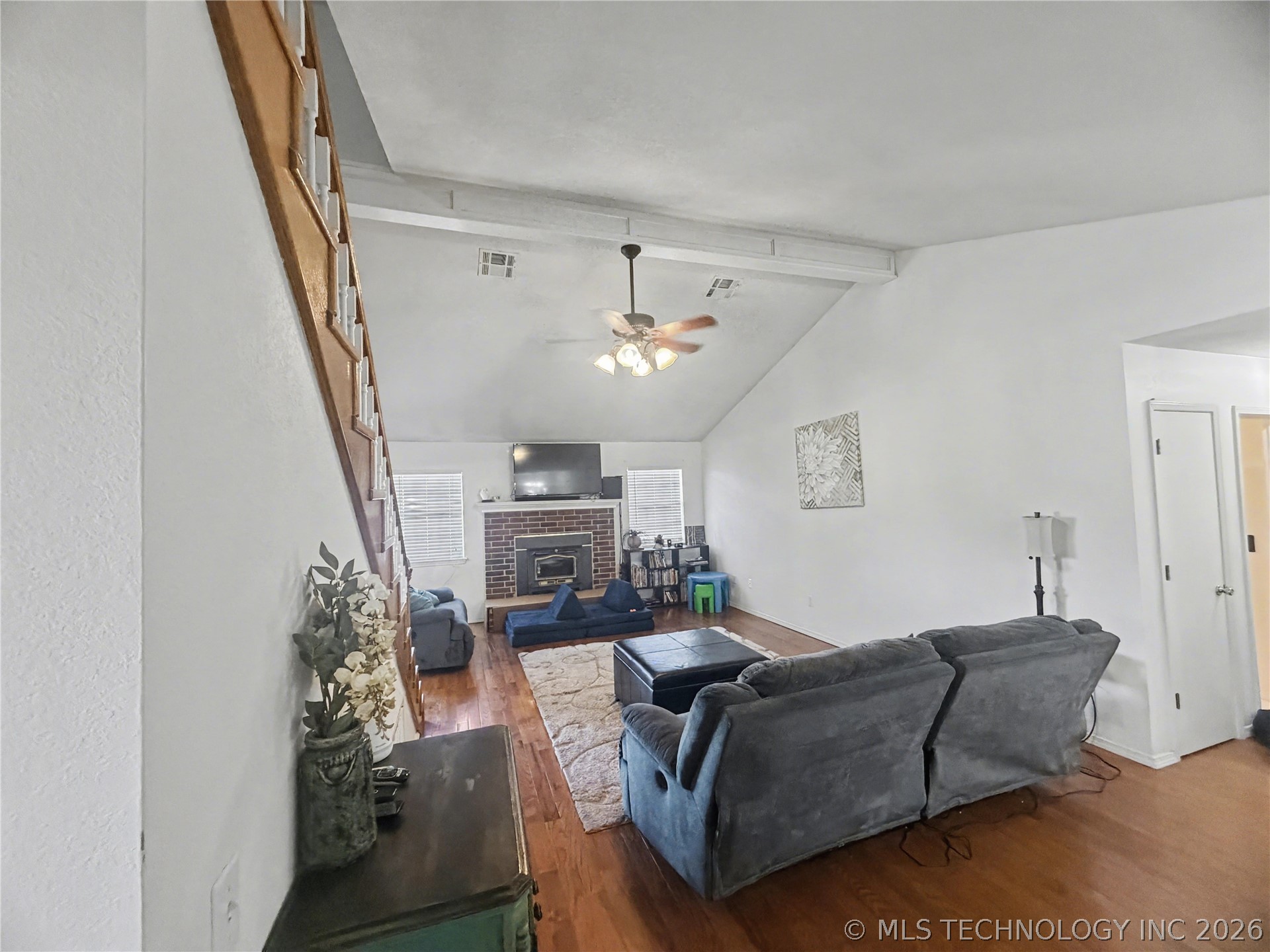 117 Oakwood Drive Property Photo 8