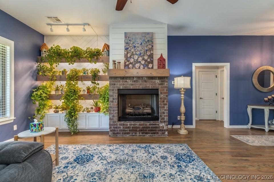 61530 E 266 Road Property Photo 9