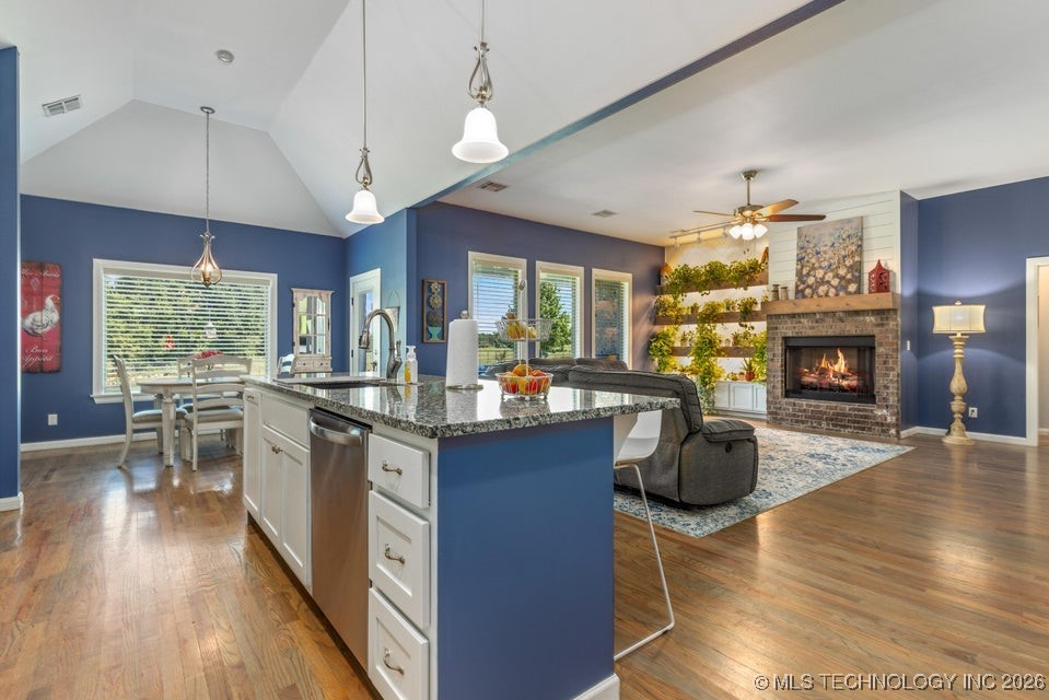 61530 E 266 Road Property Photo 12