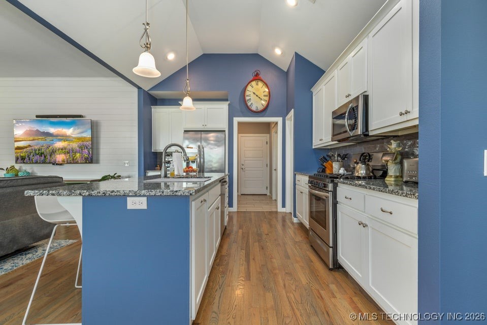 61530 E 266 Road Property Photo 14