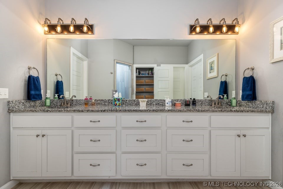 61530 E 266 Road Property Photo 23