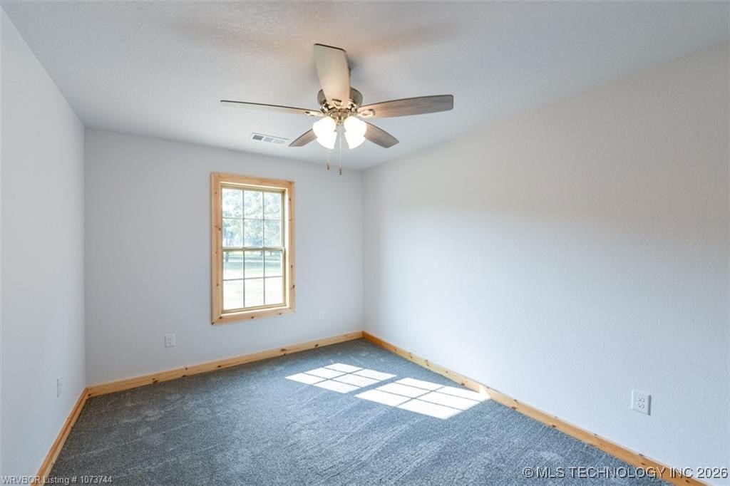 112443 S 4610 Property Photo 9