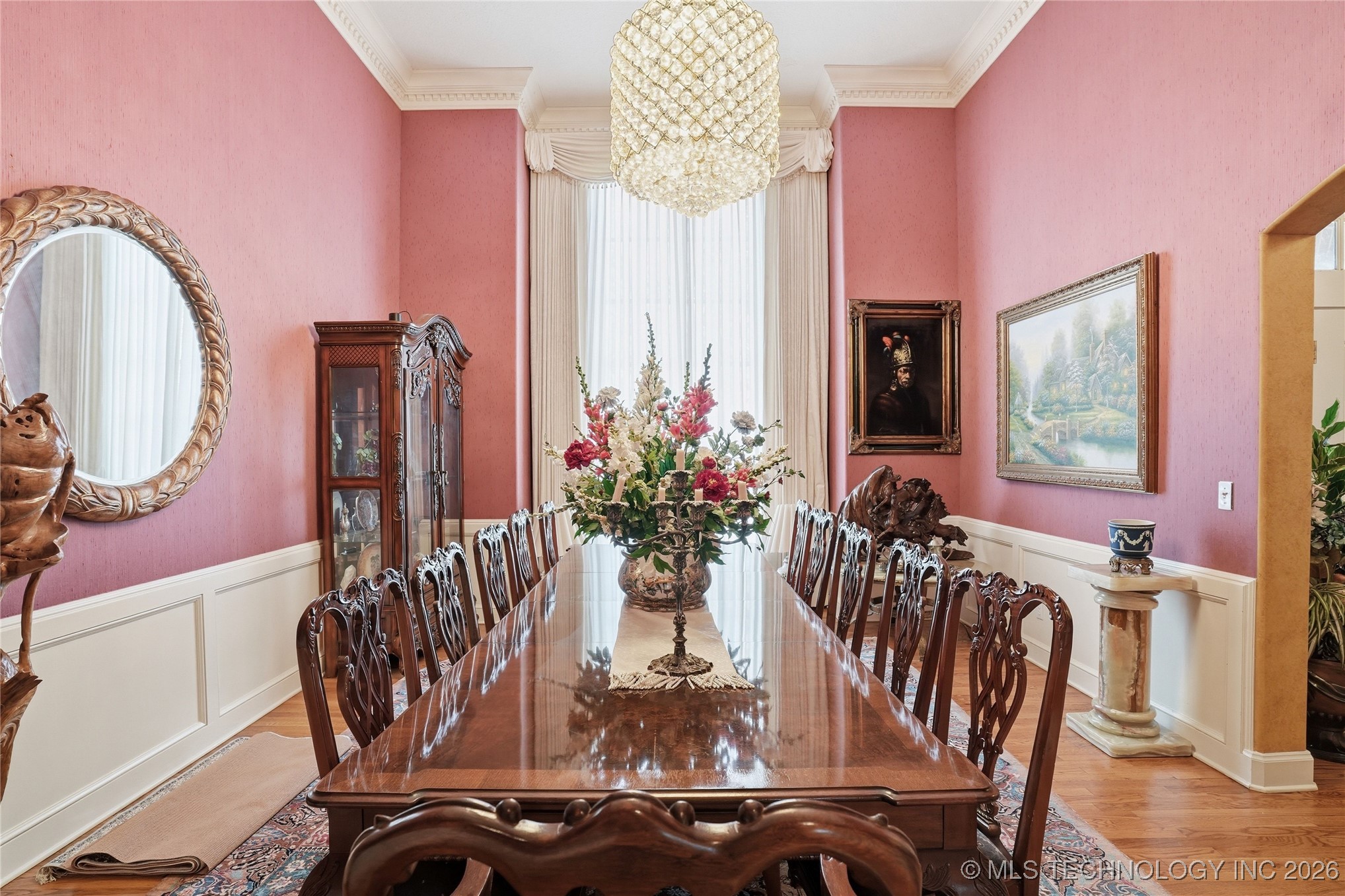 8626 S Florence Avenue Property Photo 9