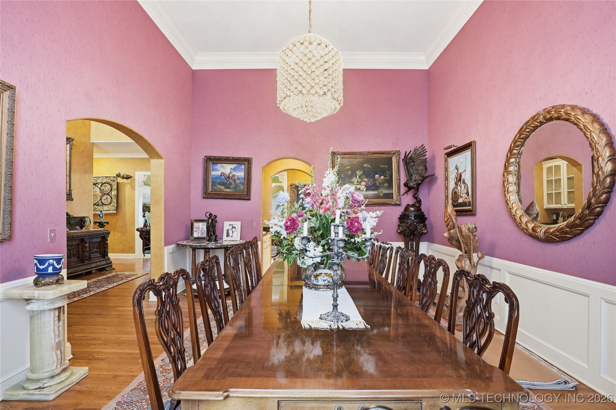 8626 S Florence Avenue Property Photo 10