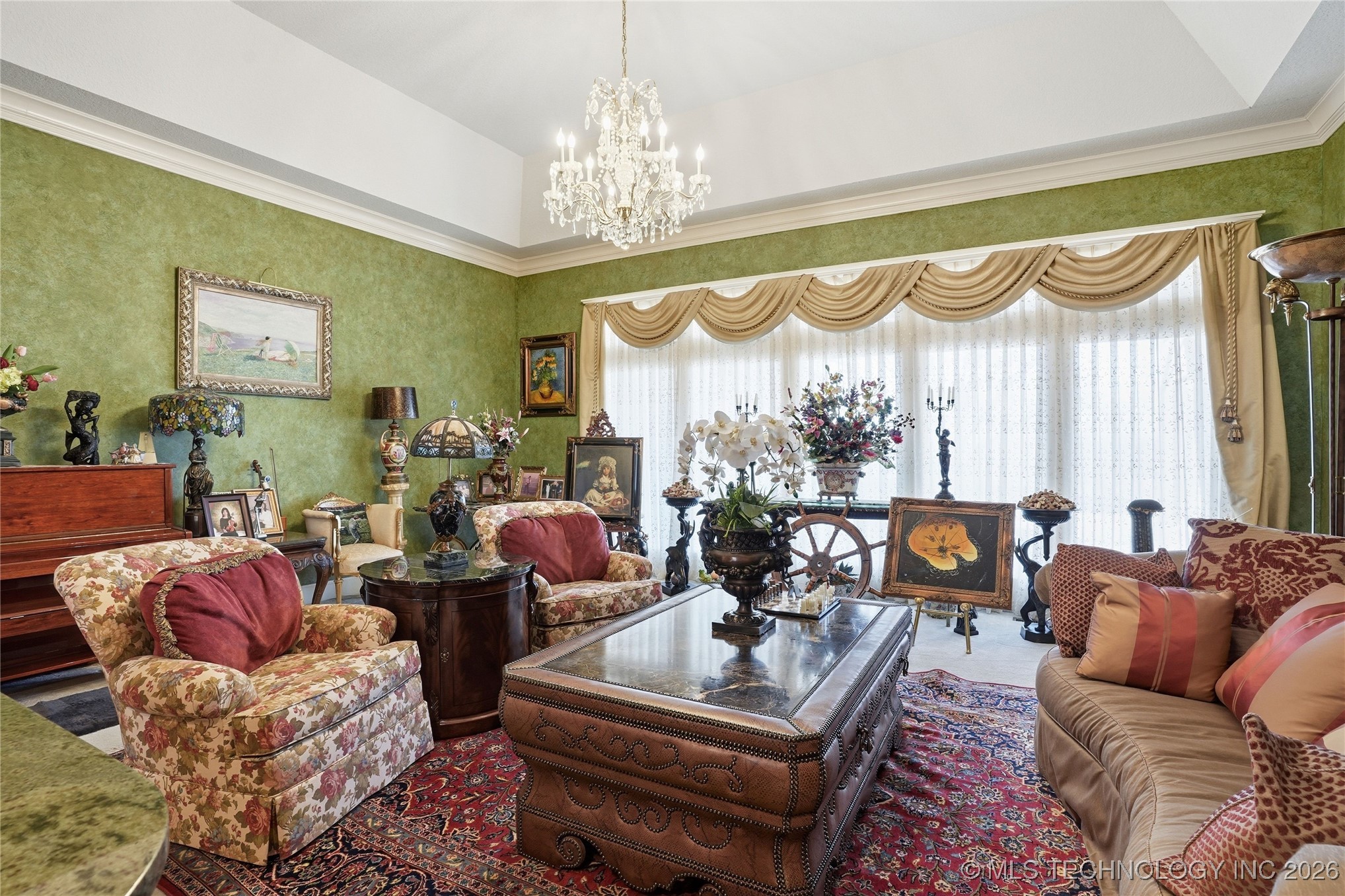 8626 S Florence Avenue Property Photo 13