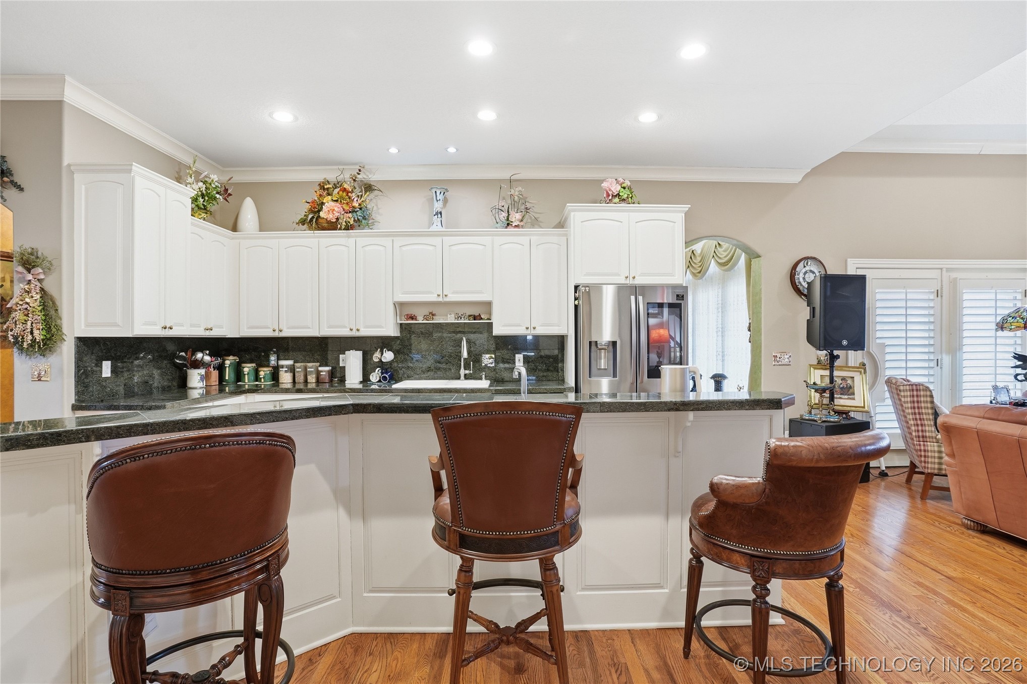 8626 S Florence Avenue Property Photo 24