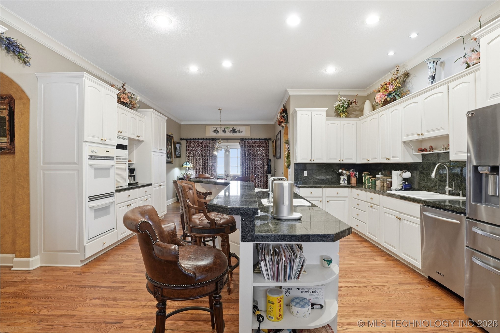 8626 S Florence Avenue Property Photo 27