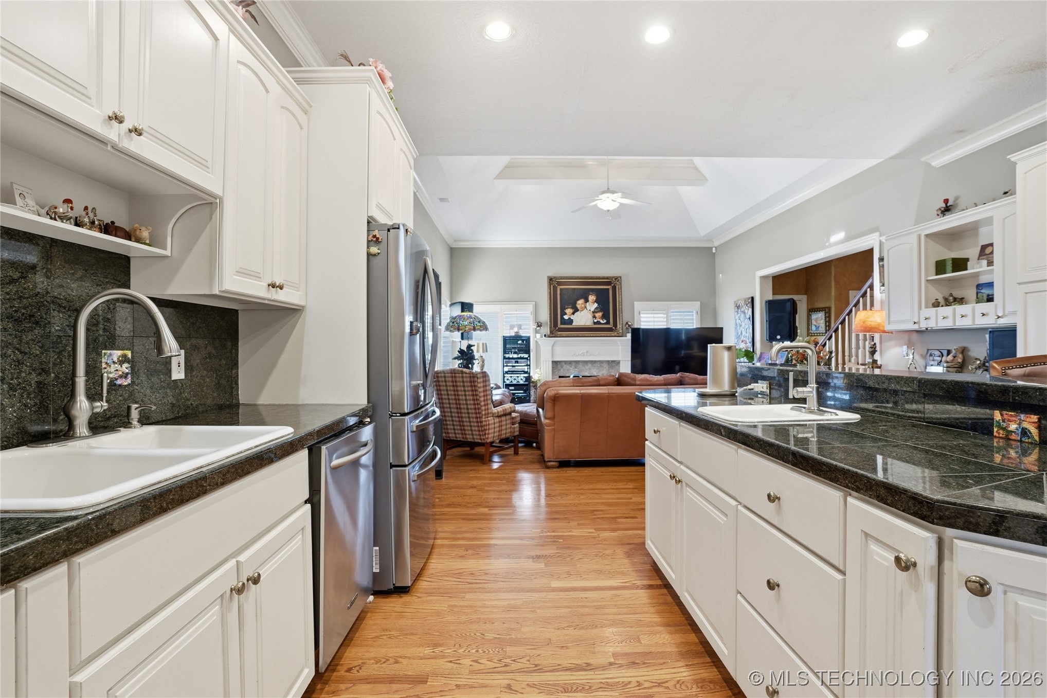 8626 S Florence Avenue Property Photo 30