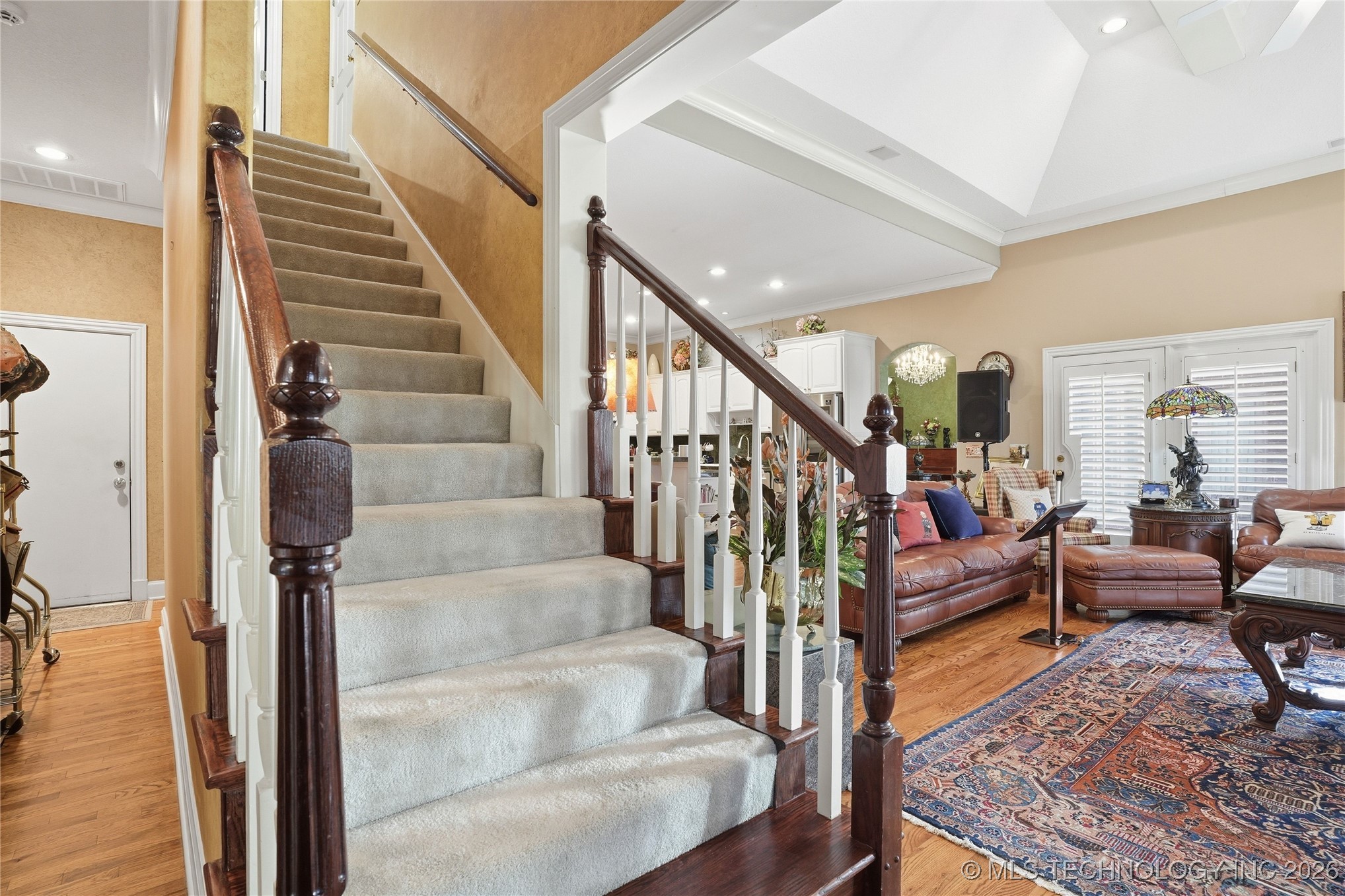 8626 S Florence Avenue Property Photo 38