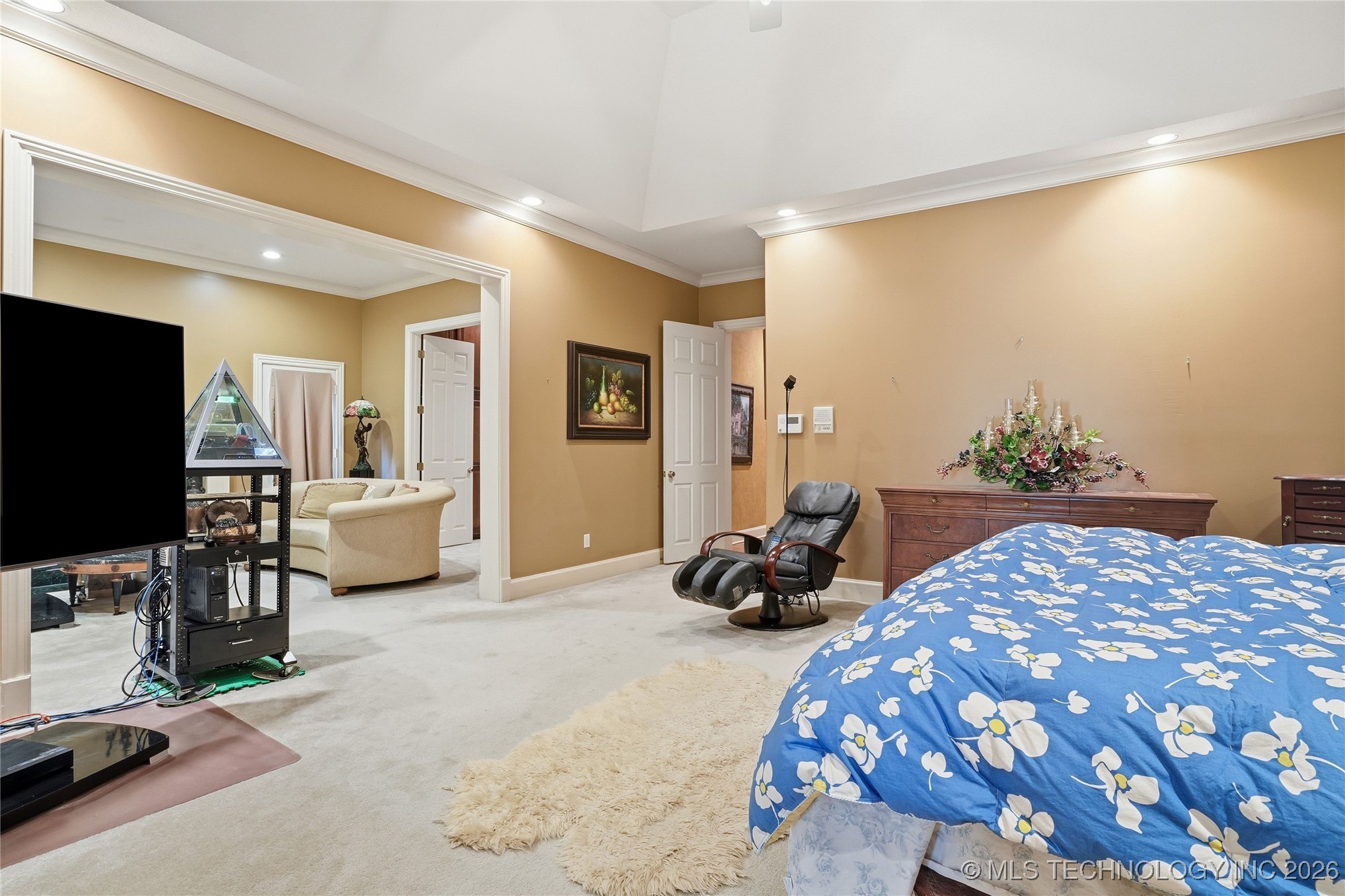 8626 S Florence Avenue Property Photo 56